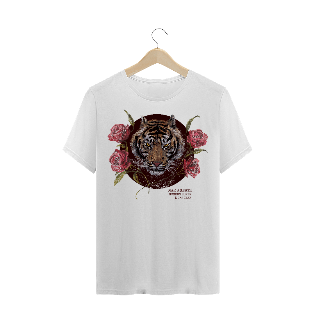 Nome do produto: Camiseta Rosas