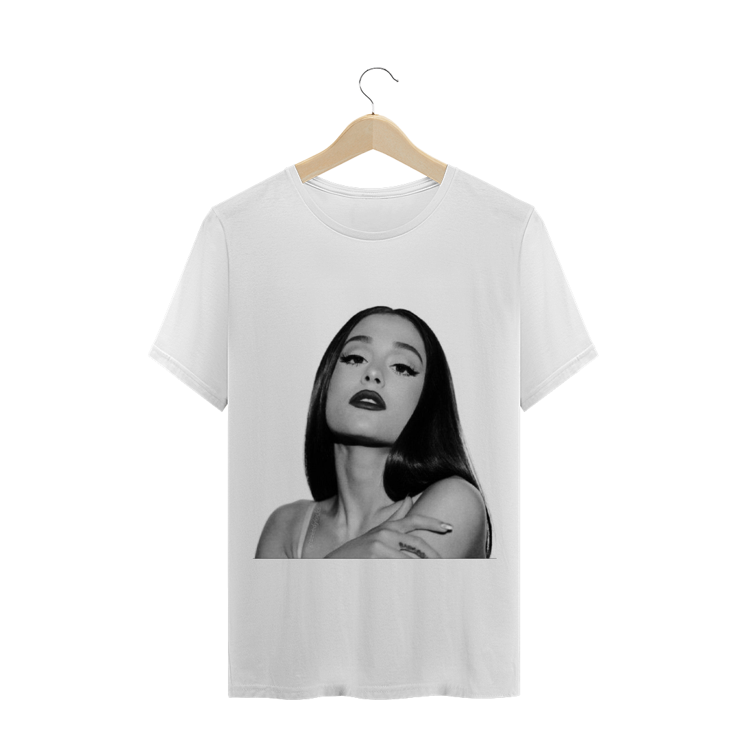 Nome do produto: Camiseta Ariana Grande