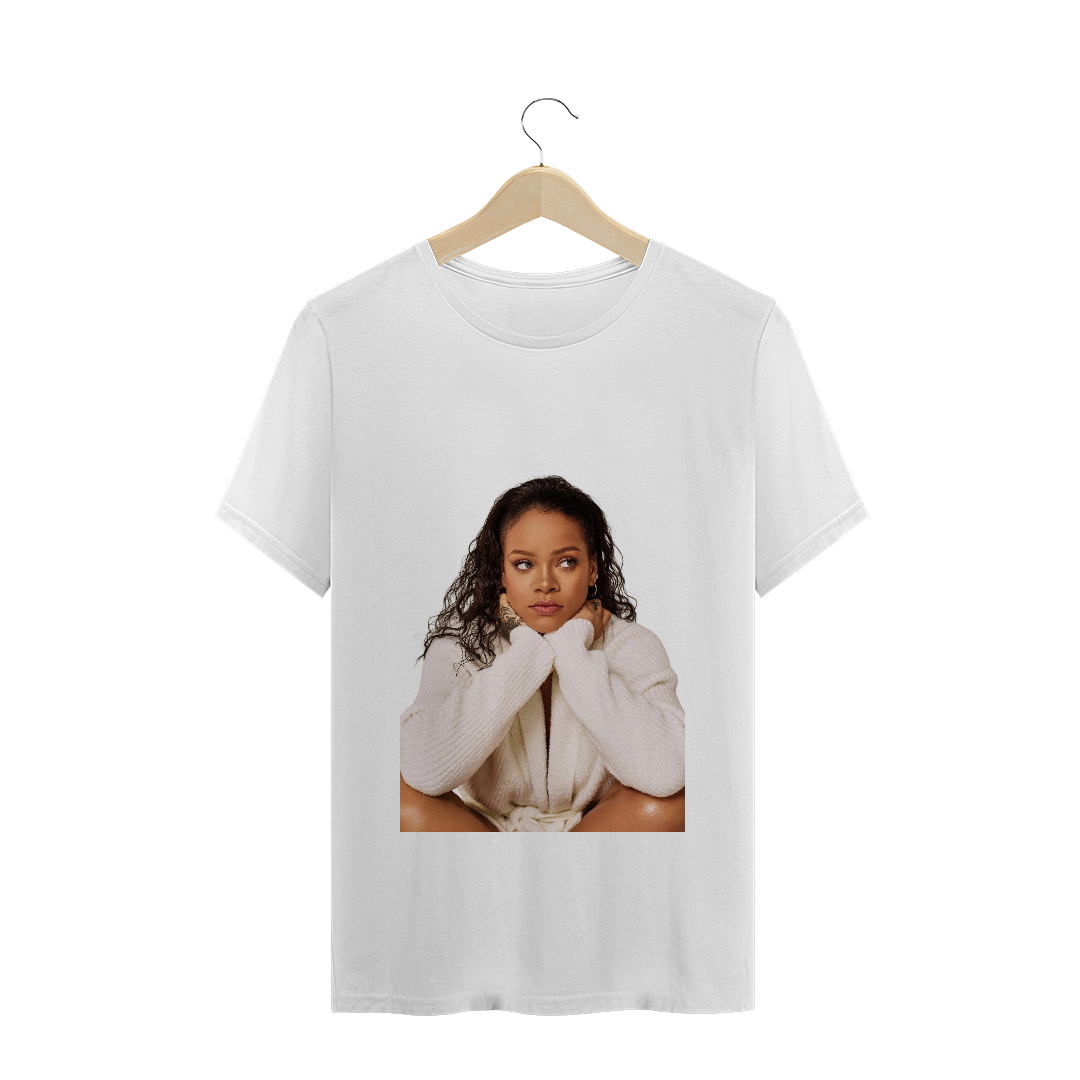 Nome do produto: T-shirt Rihanna I
