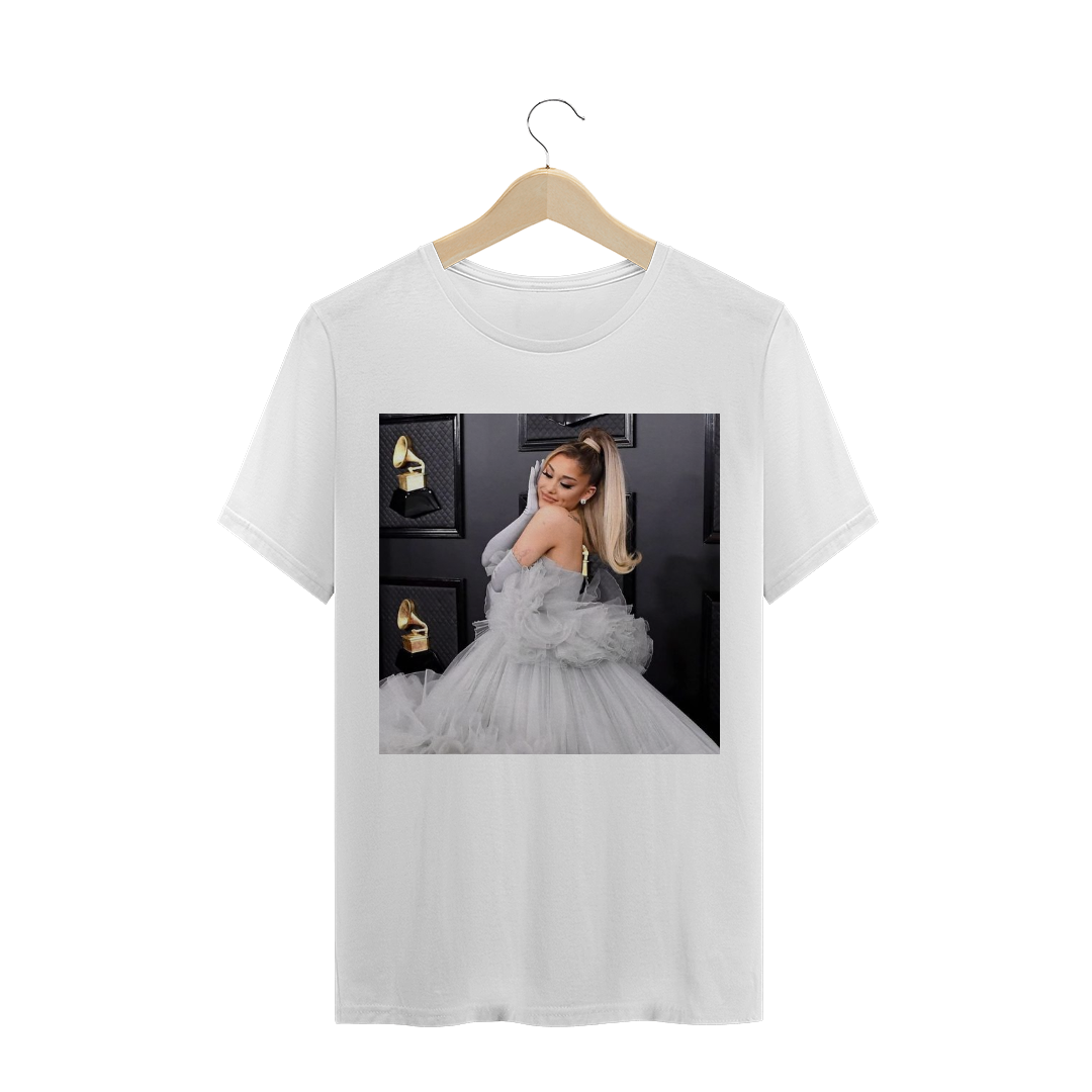 Nome do produto: Camiseta Ariana Grande