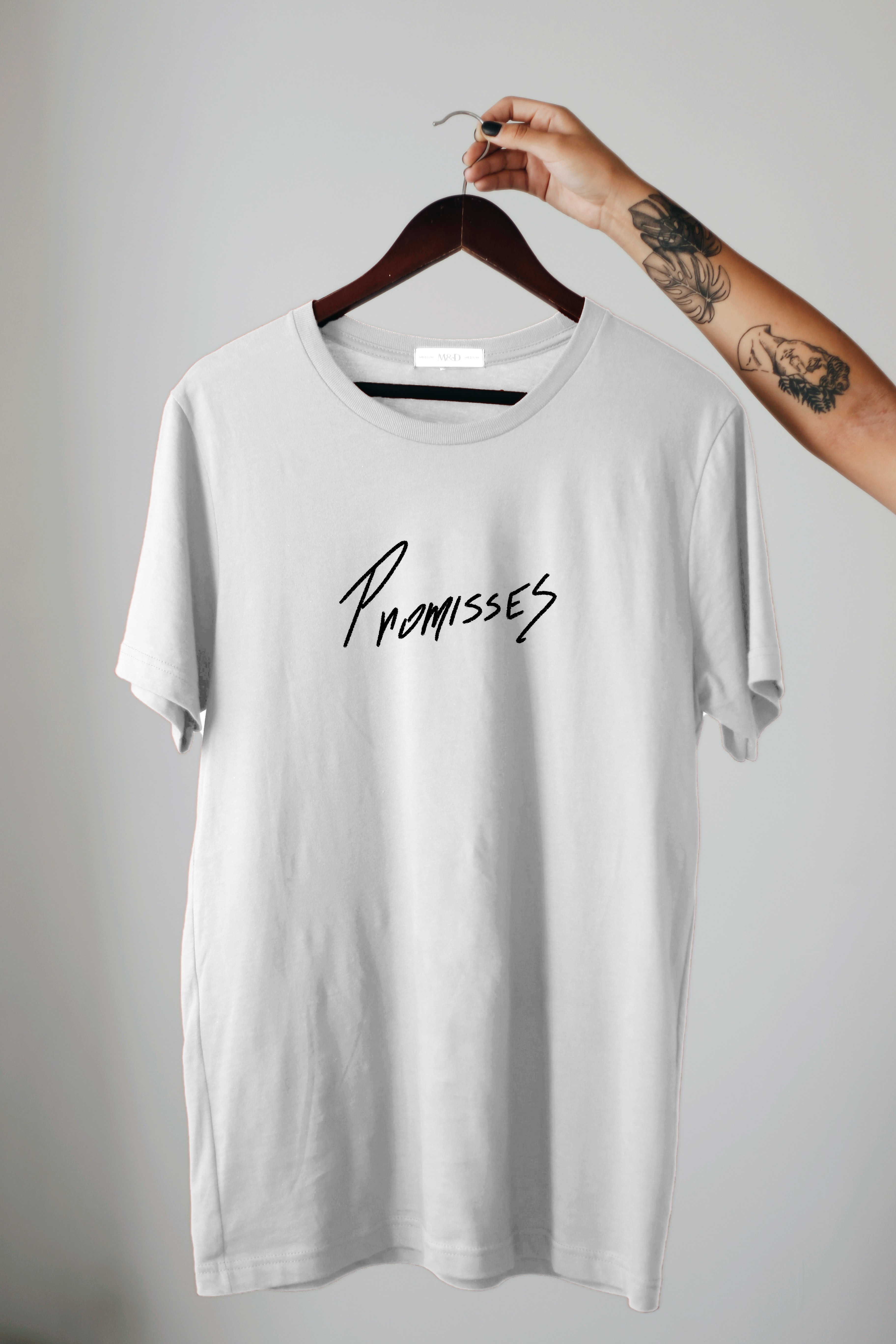 Nome do produto: Camiseta Promisses