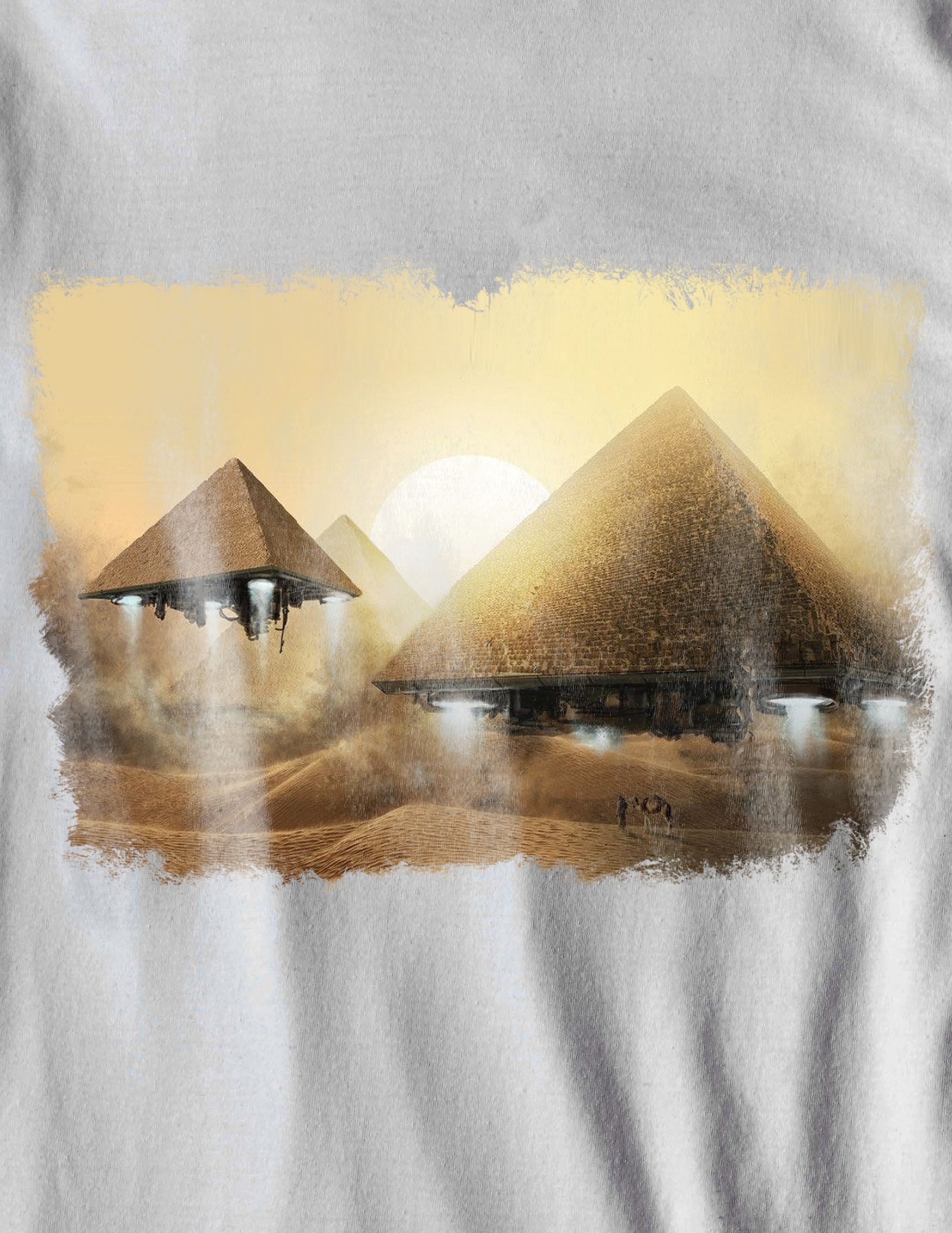 Nome do produto: Camiseta Naves Pirâmides - (unissex)