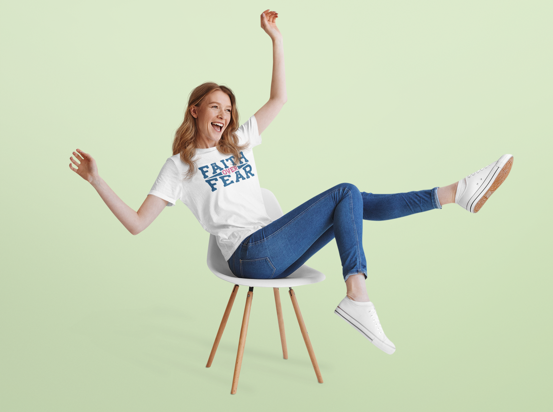 Nome do produto: Camiseta Feminina Cristã Faith Over Fear