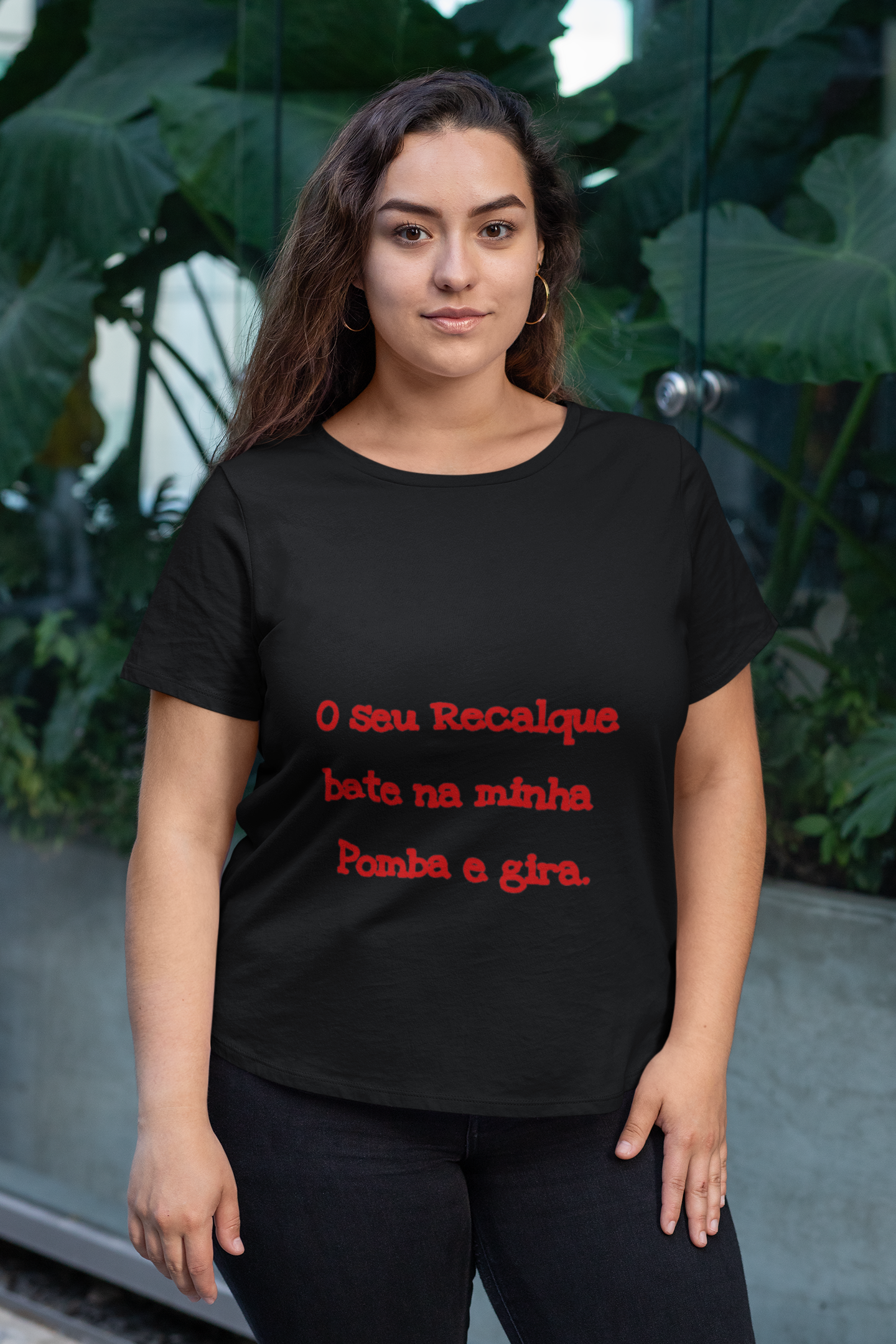 Nome do produto: Camiseta c/ Frases (Modelo Plus Size)