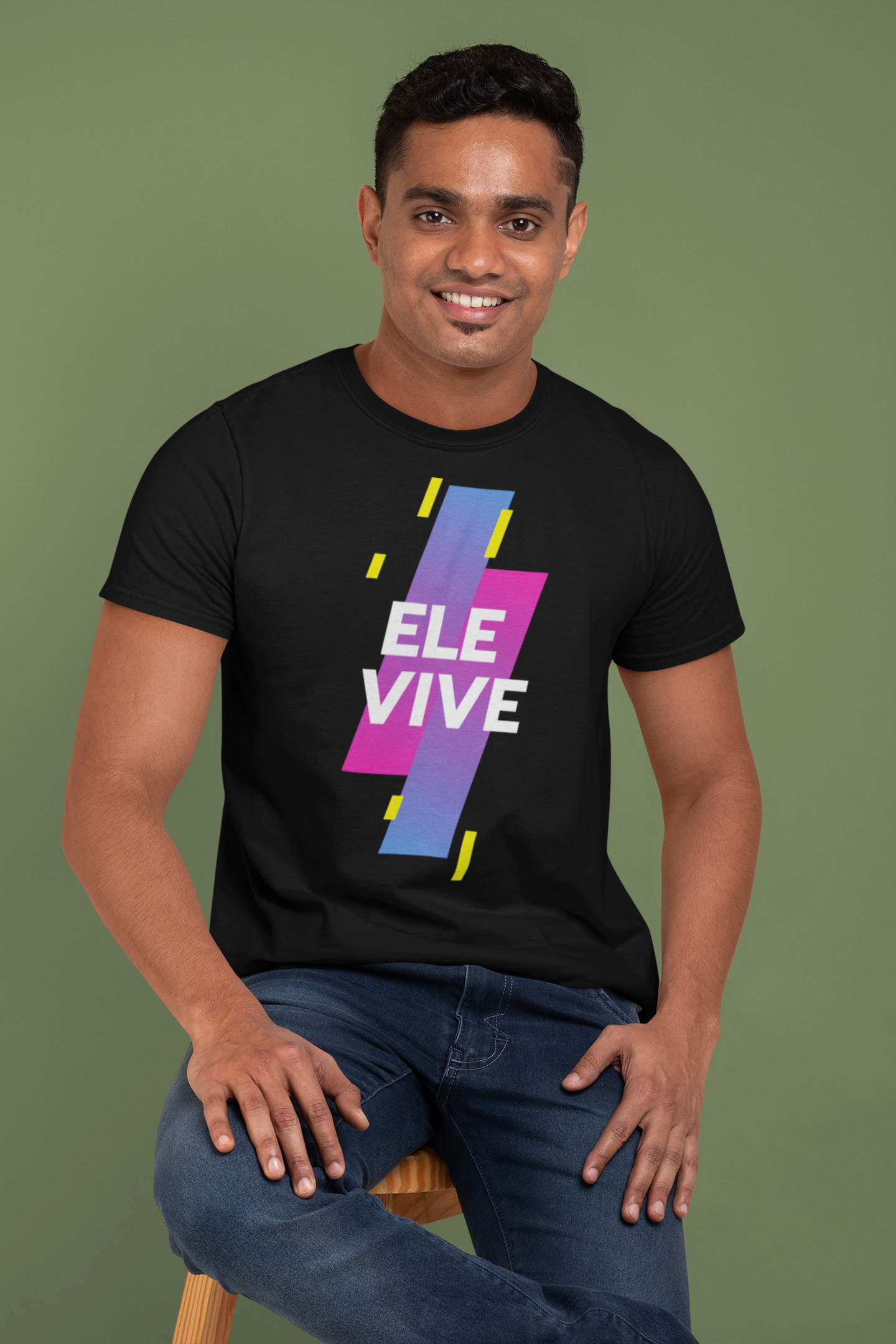 Nome do produto: Camiseta Masculina Ele Vive 