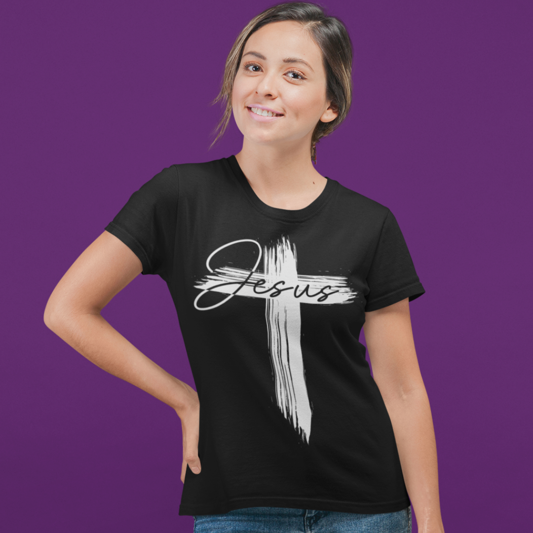 Nome do produto: Baby Look Feminina Jesus Cruz