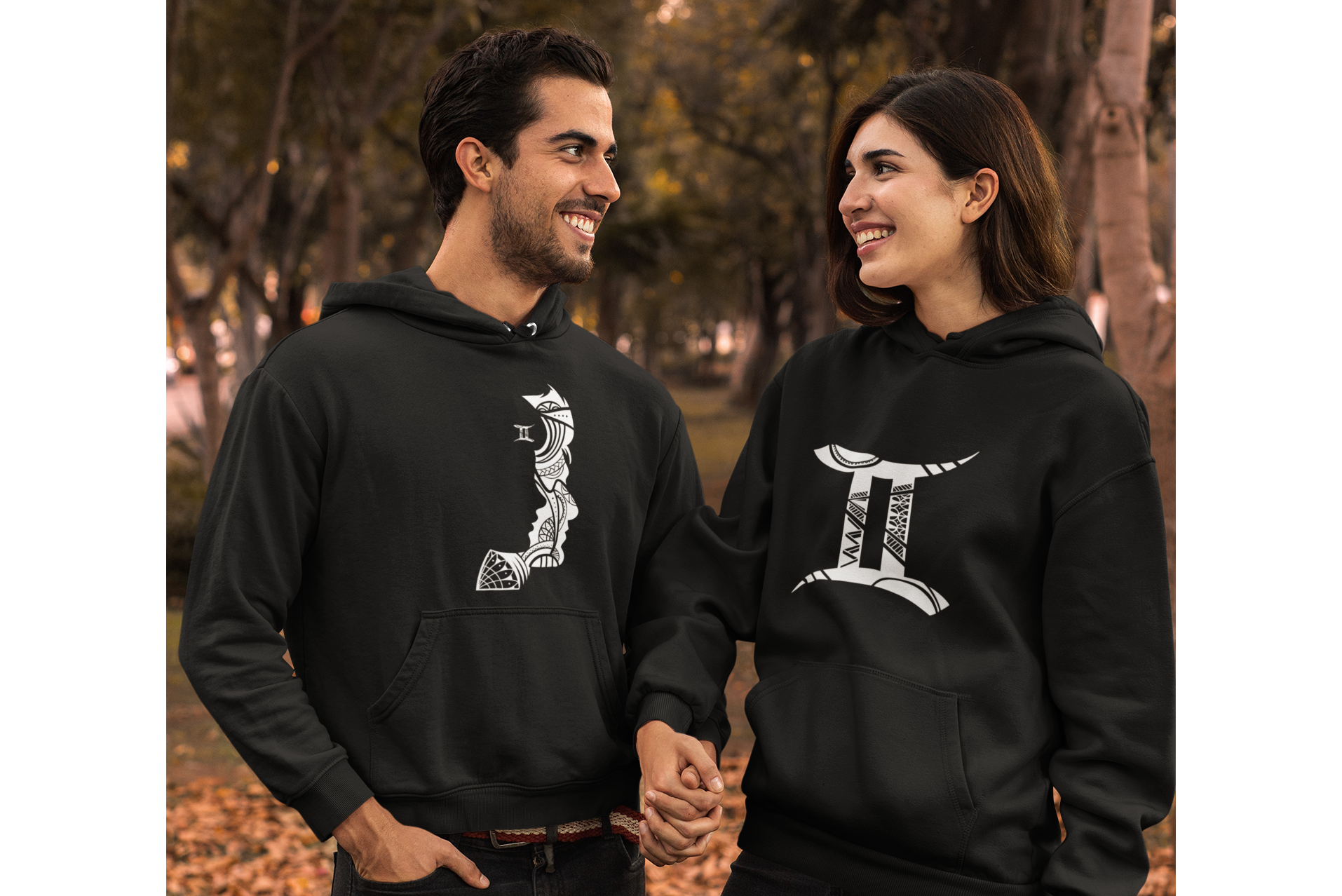 Nome do produto: MOLETON PRETO CANGURÚ OM CAPUZ - SIGNO GÊMEOS