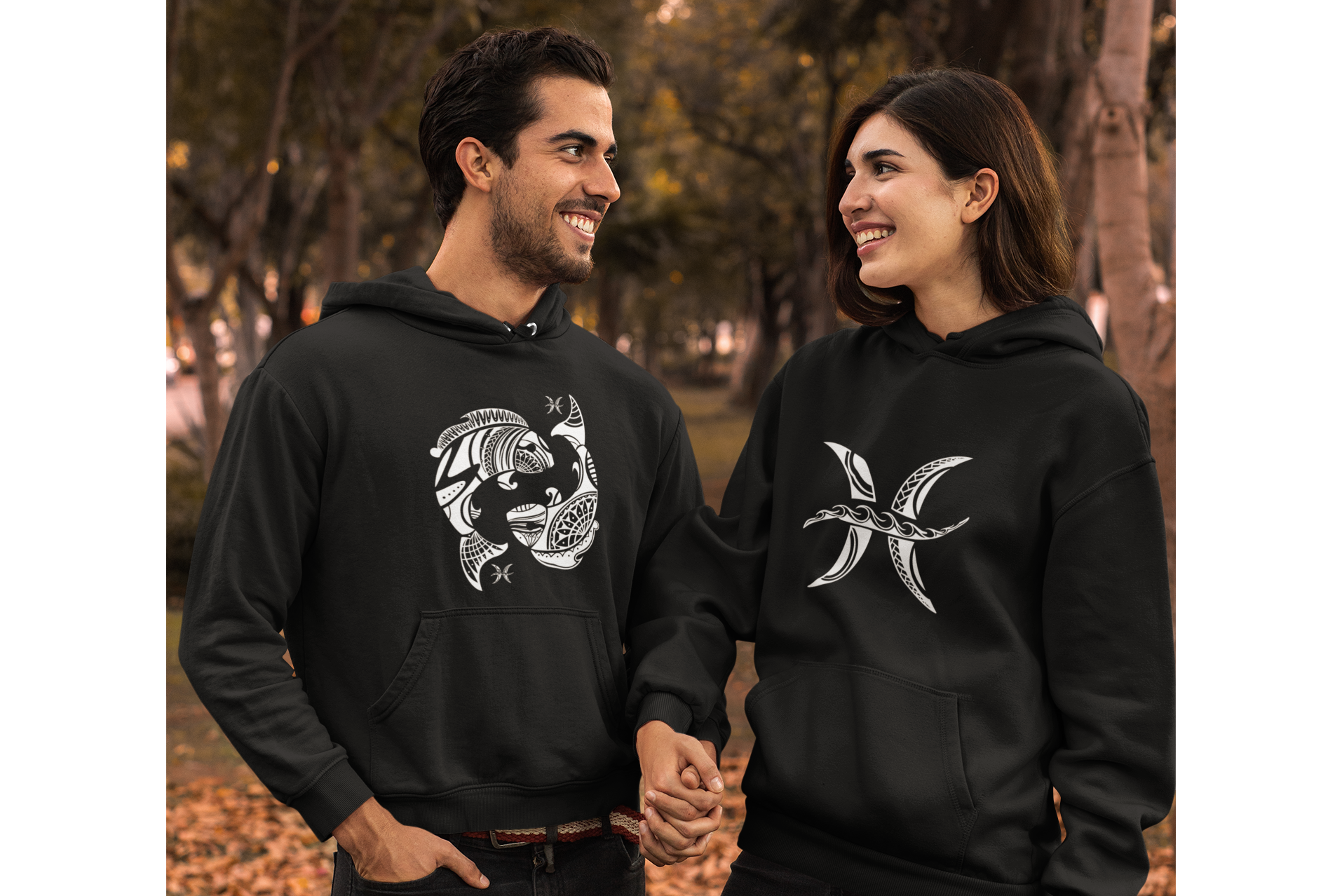 Nome do produto: MOLETON PRETO CANGURÚ COM CAPUZ - SIGNO PEIXES