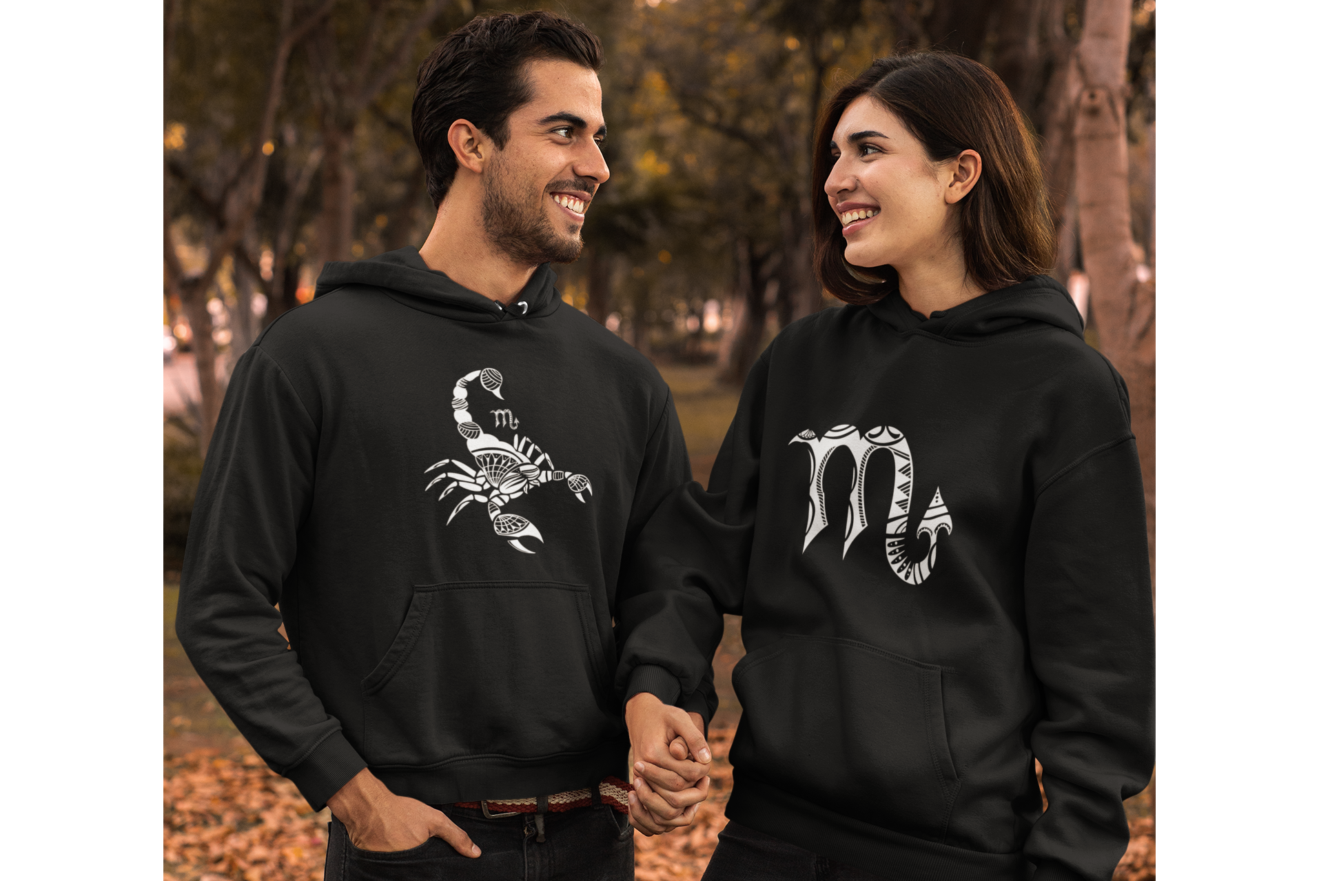 Nome do produto: MOLETON  PRETO CANGURÚ COM CAPUZ - SIGNO ESCORPIÃO