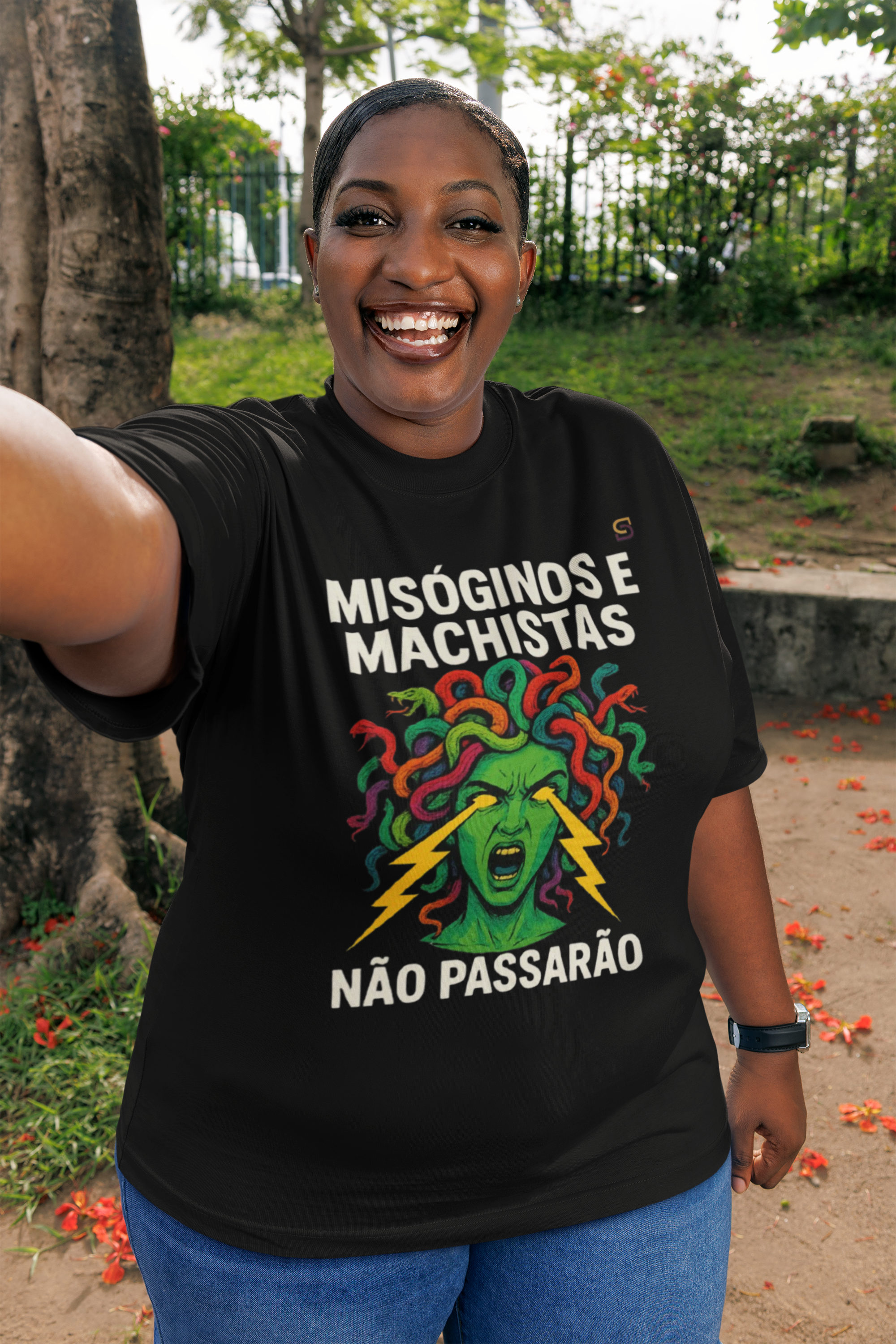 T-shirt Plus Size NÃO PASSARÃO