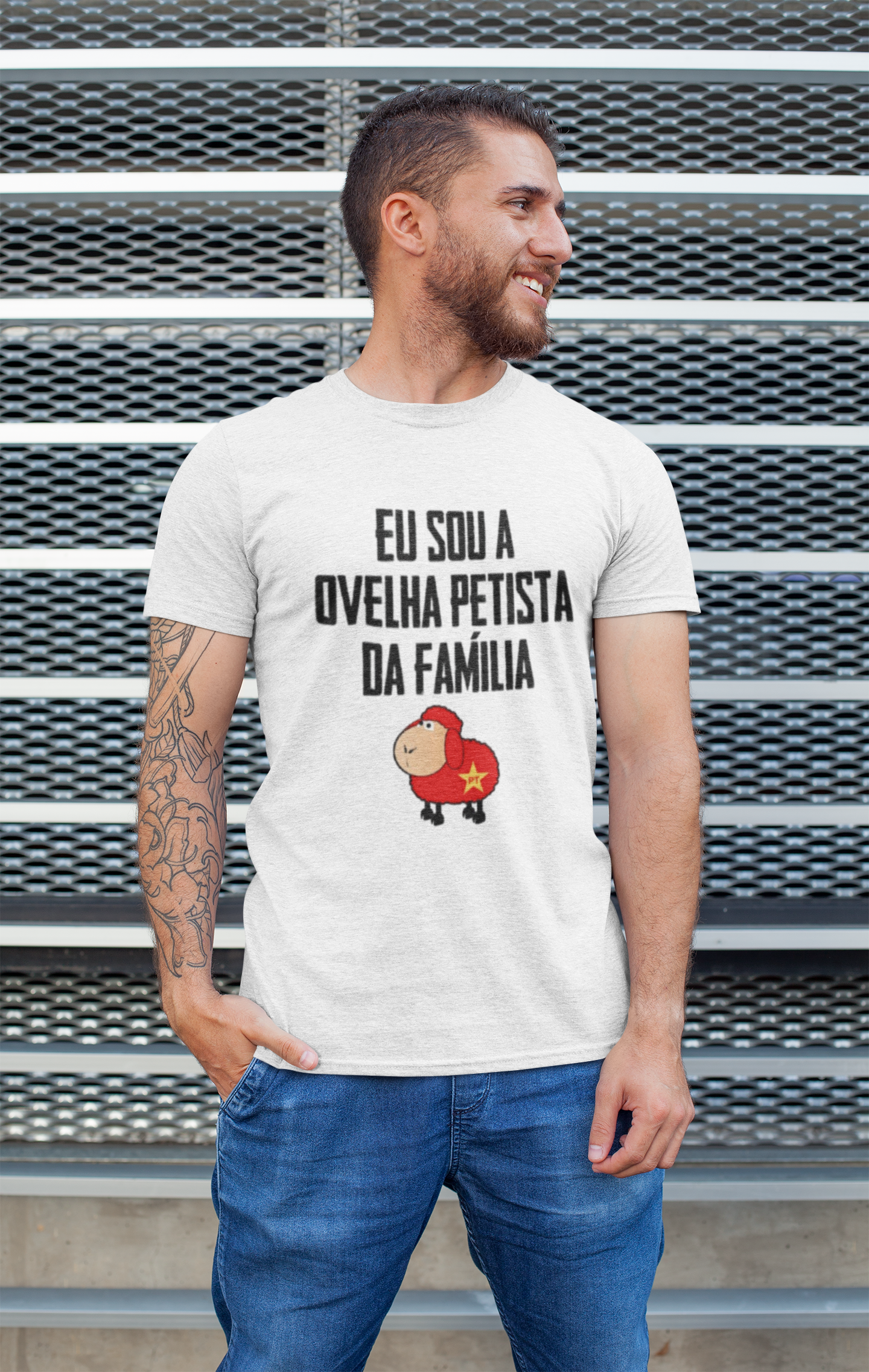 T-shirt Tradicional Ovelha Petista