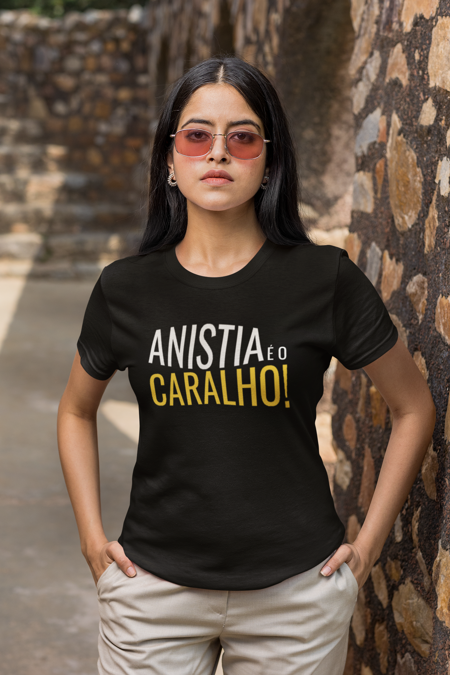 T-shirt Baby Look Anistia é o C*ralho