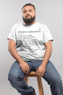 T-shirt Tradicional Plus Size Delírio Comunista