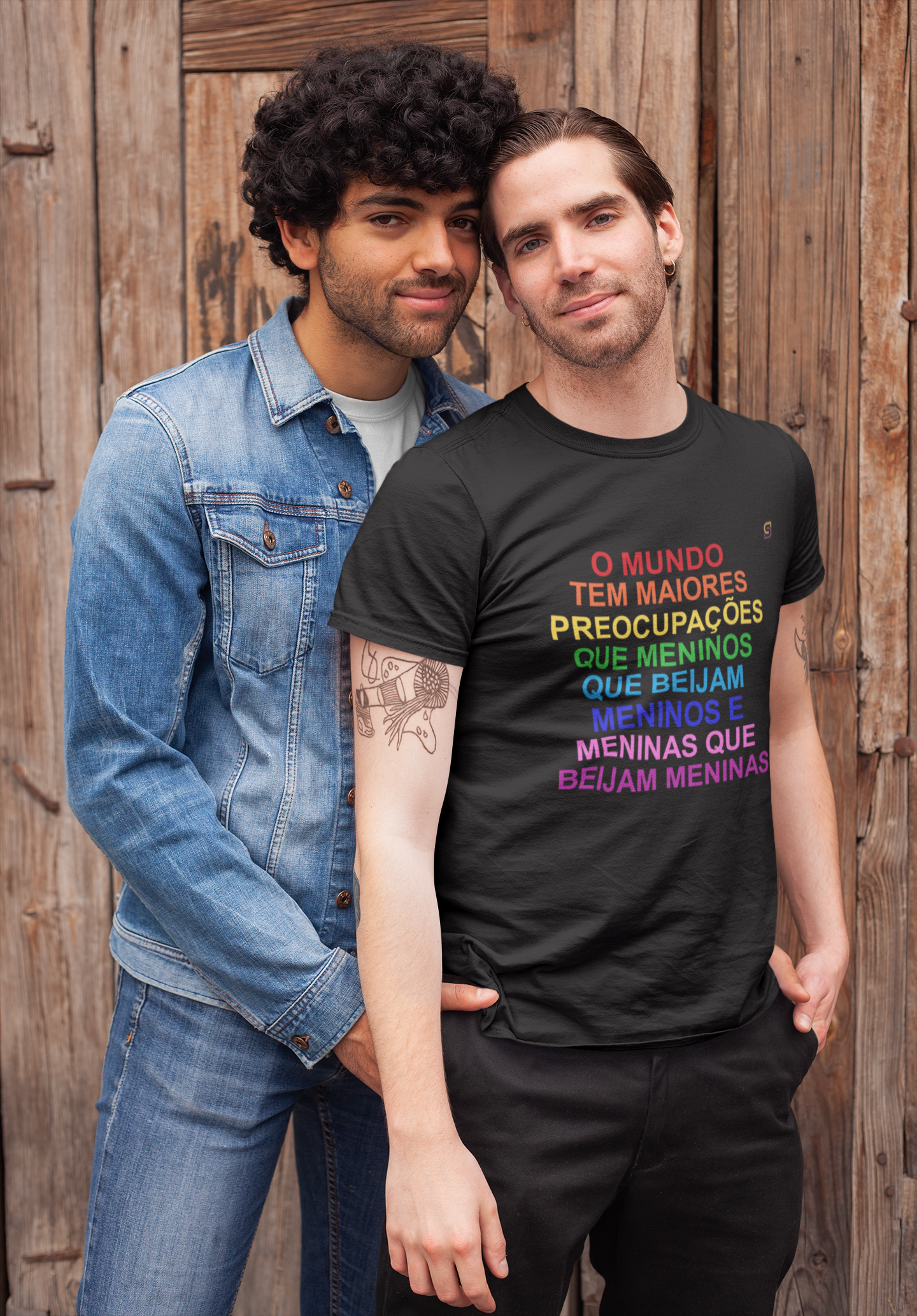 T-shirt Tradicional Meninos e Meninas