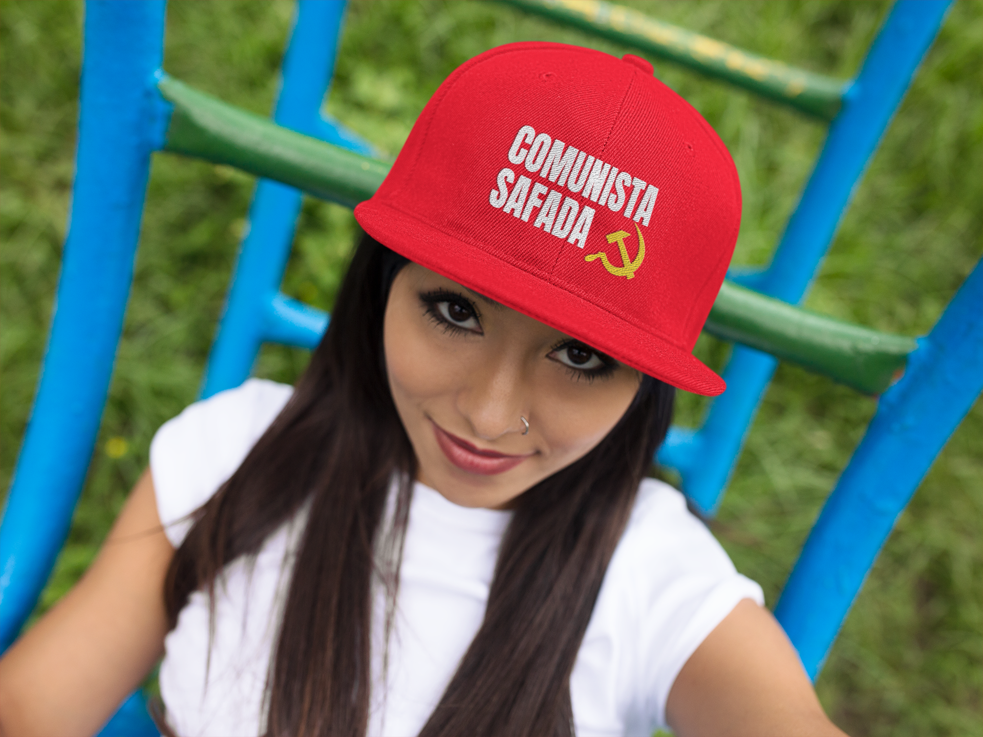 Boné de tecido COMUNISTA SAFADA