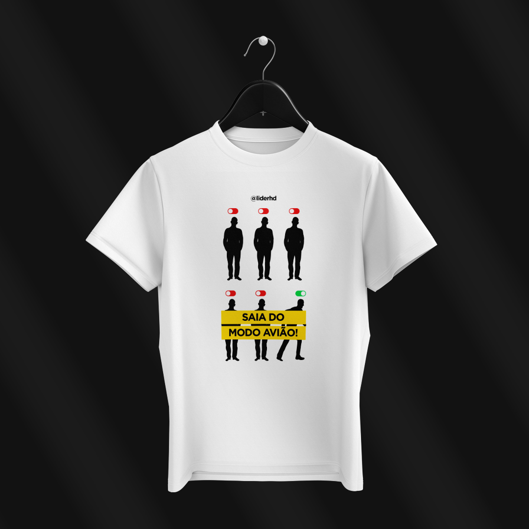 Nome do produto: Camiseta - Saia do modo avião!