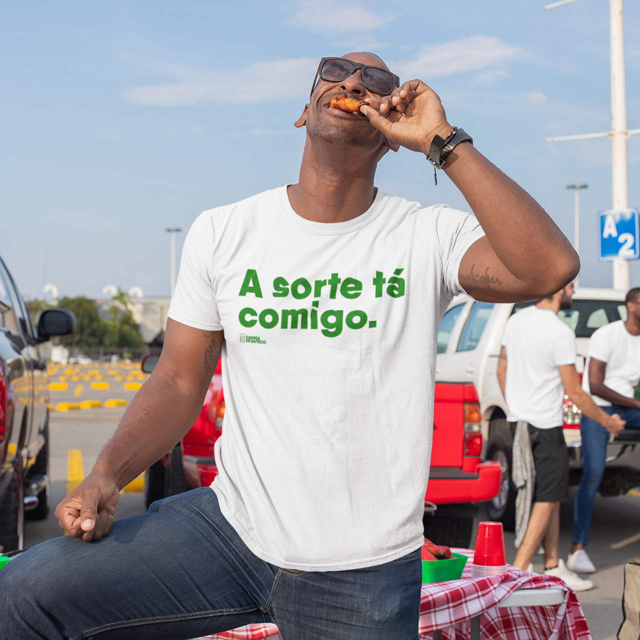Camiseta Masculina Buteco - A sorte está comigo.