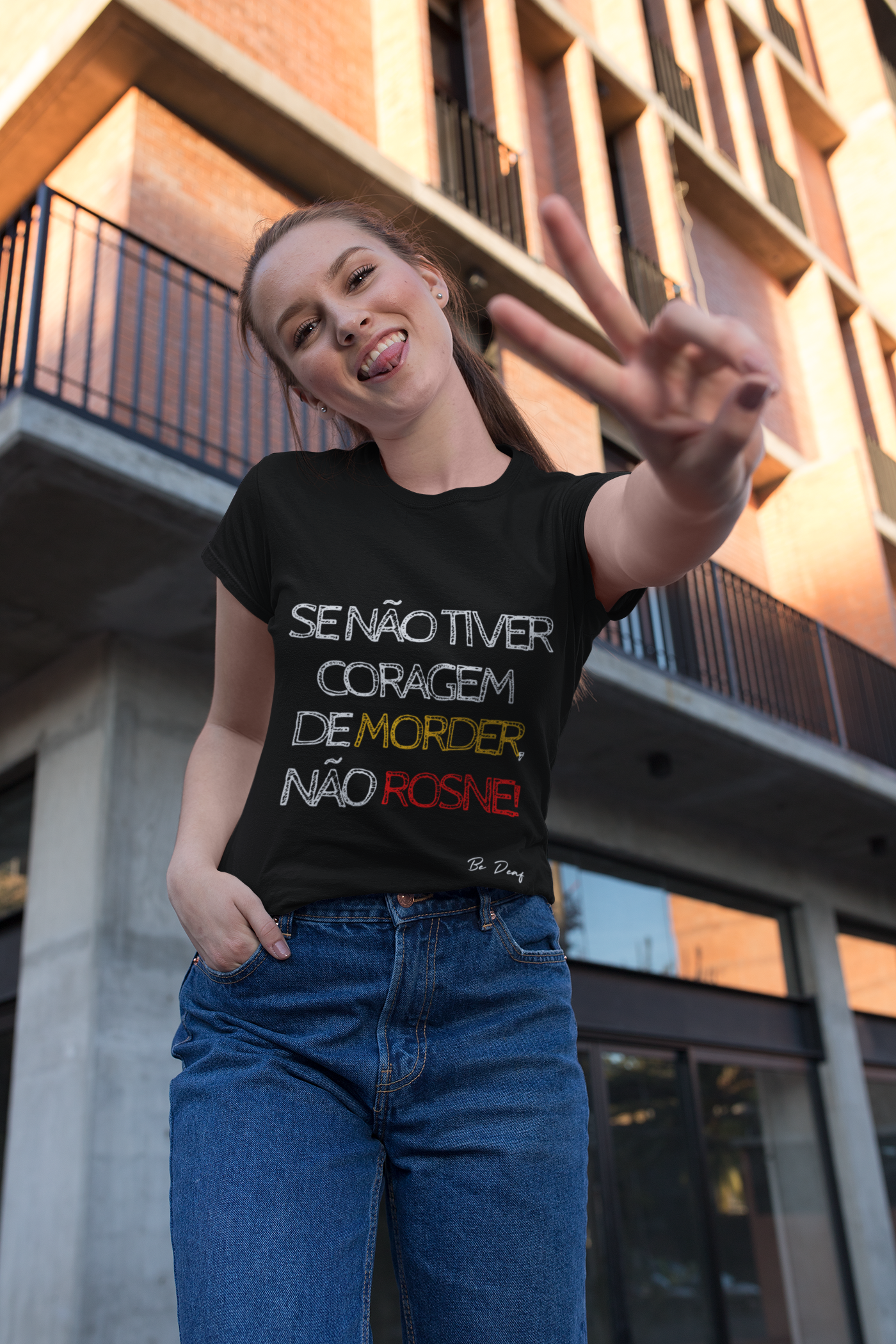 Nome do produto: SE NÃO TIVER CORAGEM DE MORDER NÃO ROSNE