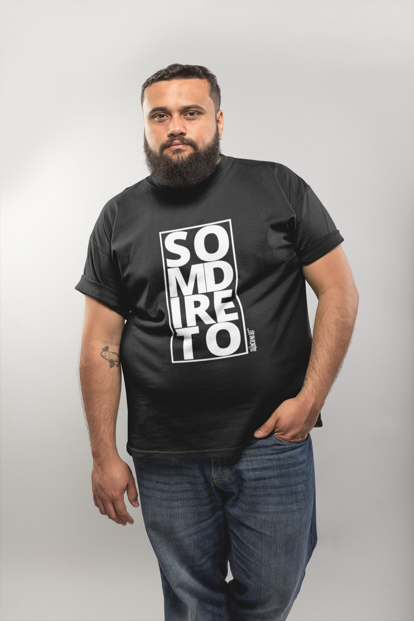 Nome do produto: Camiseta Plus Size Som direto II | Preta