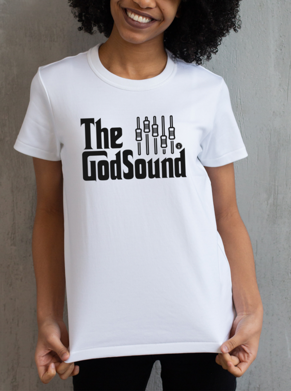 Nome do produto: Camiseta The God Sound | Branca | Cinza