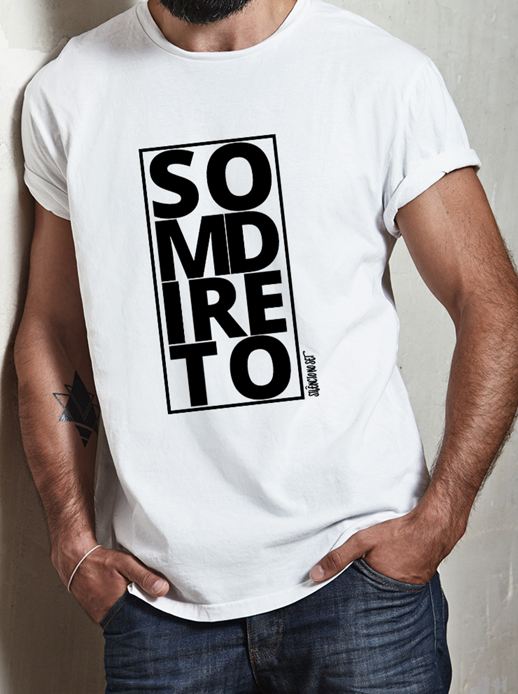 Nome do produto: Camiseta Som direto II | Branca | Cinza
