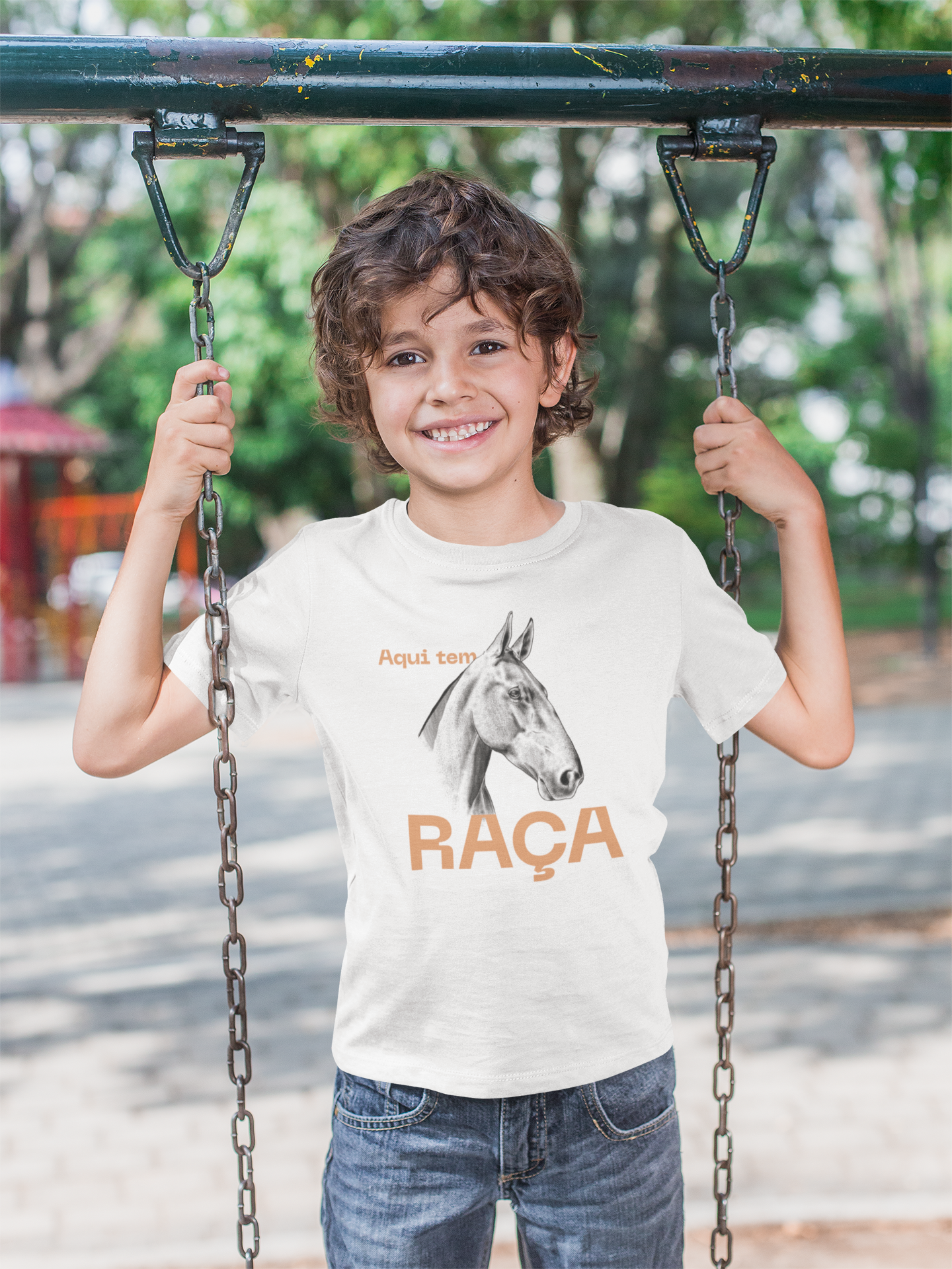 Nome do produto: Camiseta Aqui tem Raça infantil