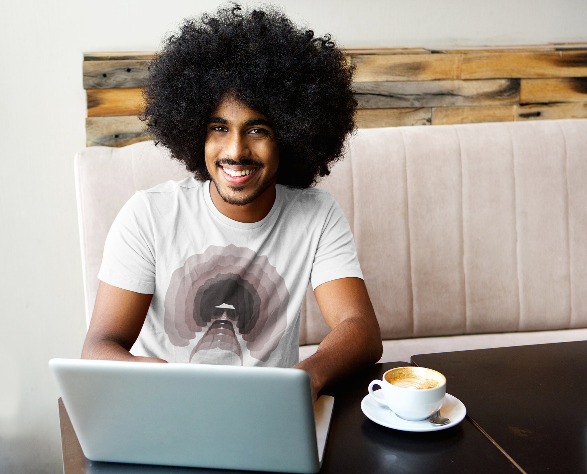 Nome do produto: Camiseta Anos 70