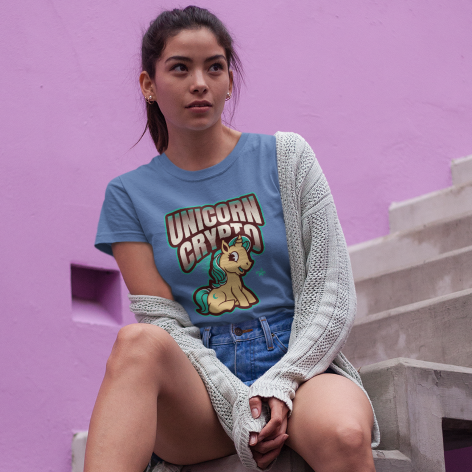 Nome do produto: Baby Look Estonada Unicorn Crypto CRY007-BE