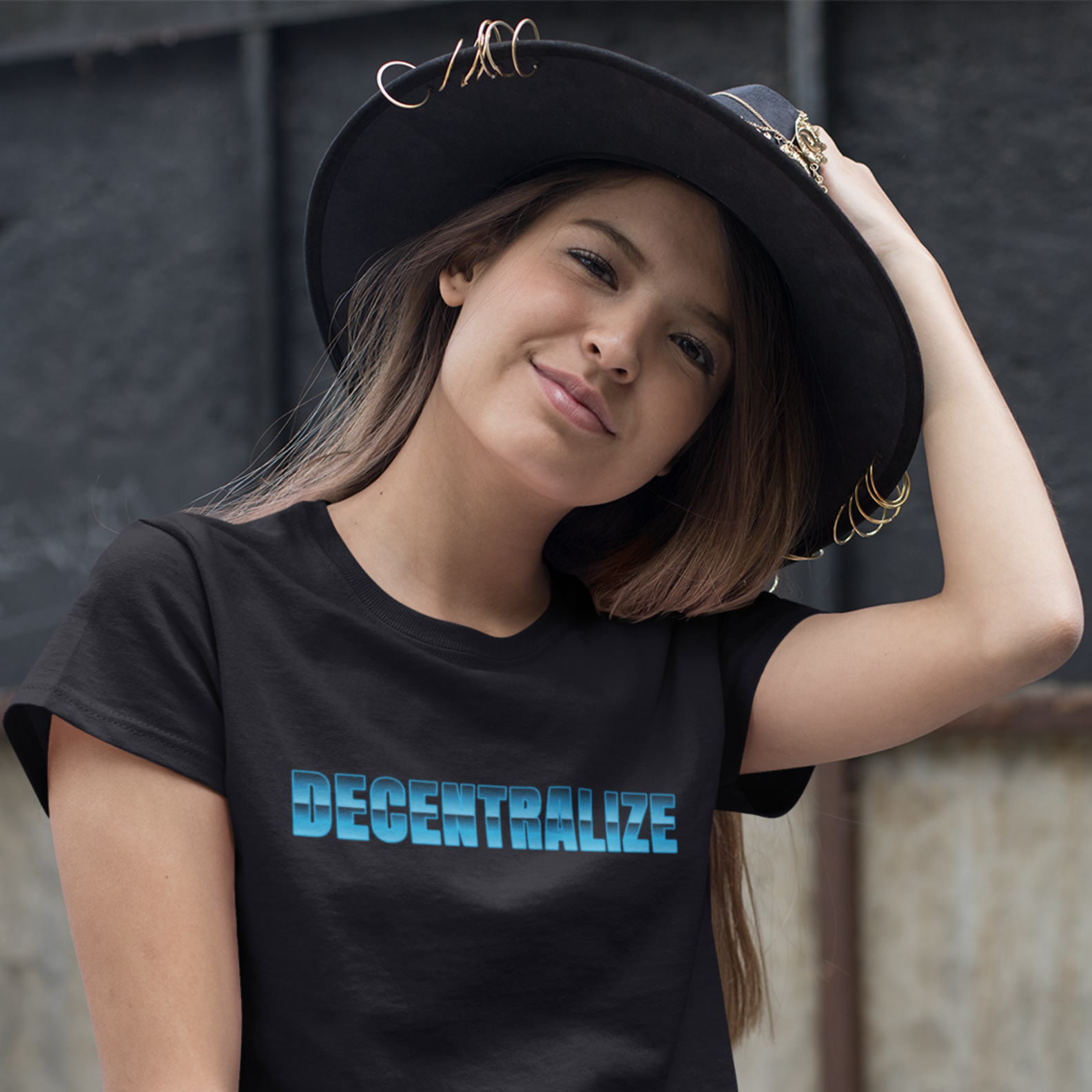 Nome do produto: Baby Look Decentralize Metallic ANC015-BQ