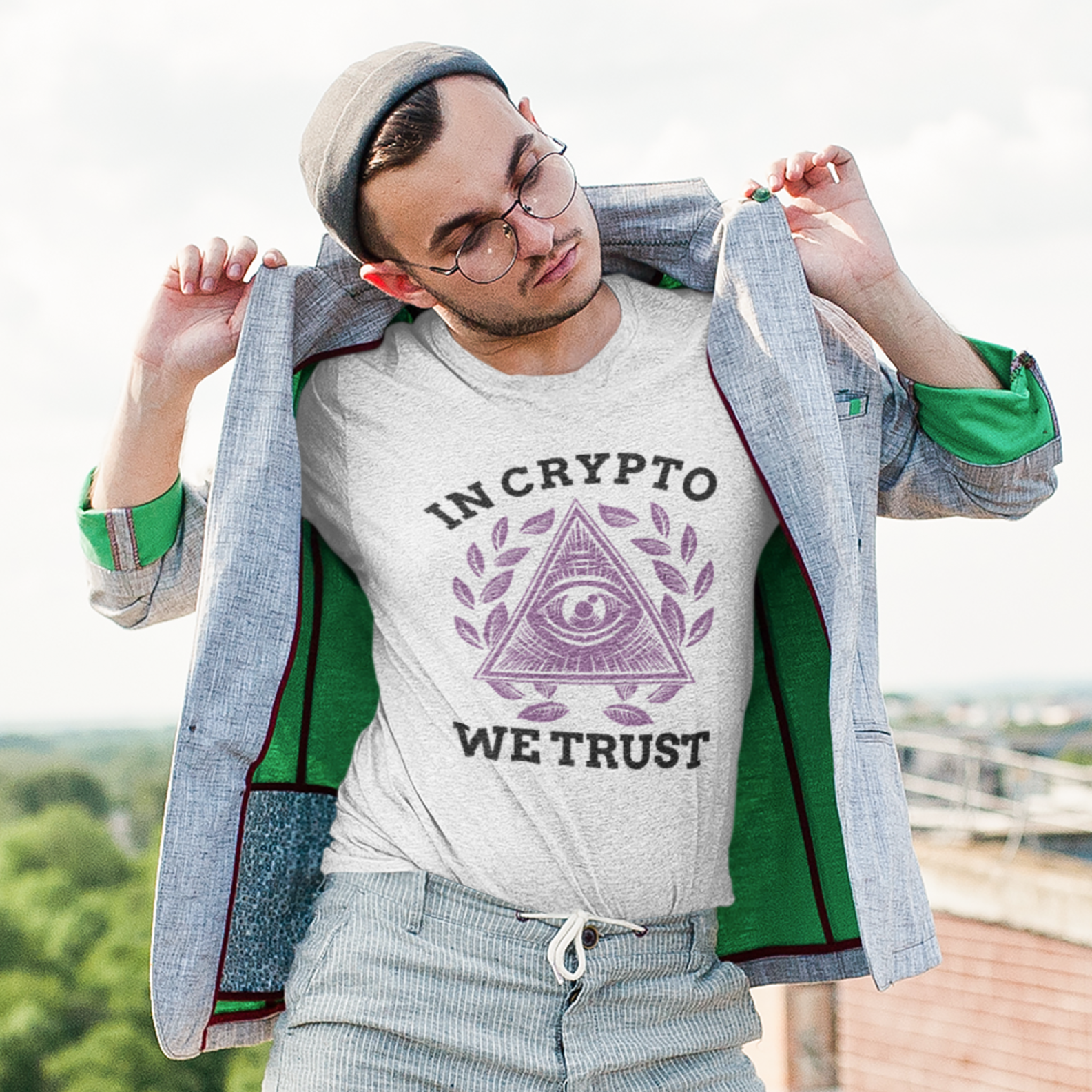 Nome do produto: Camiseta In Crypto We Trust CRY003-CQ