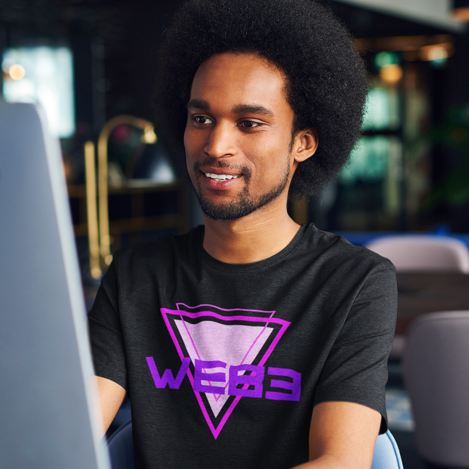 Nome do produto: Camiseta Web3 Triangle WEB007-CQ