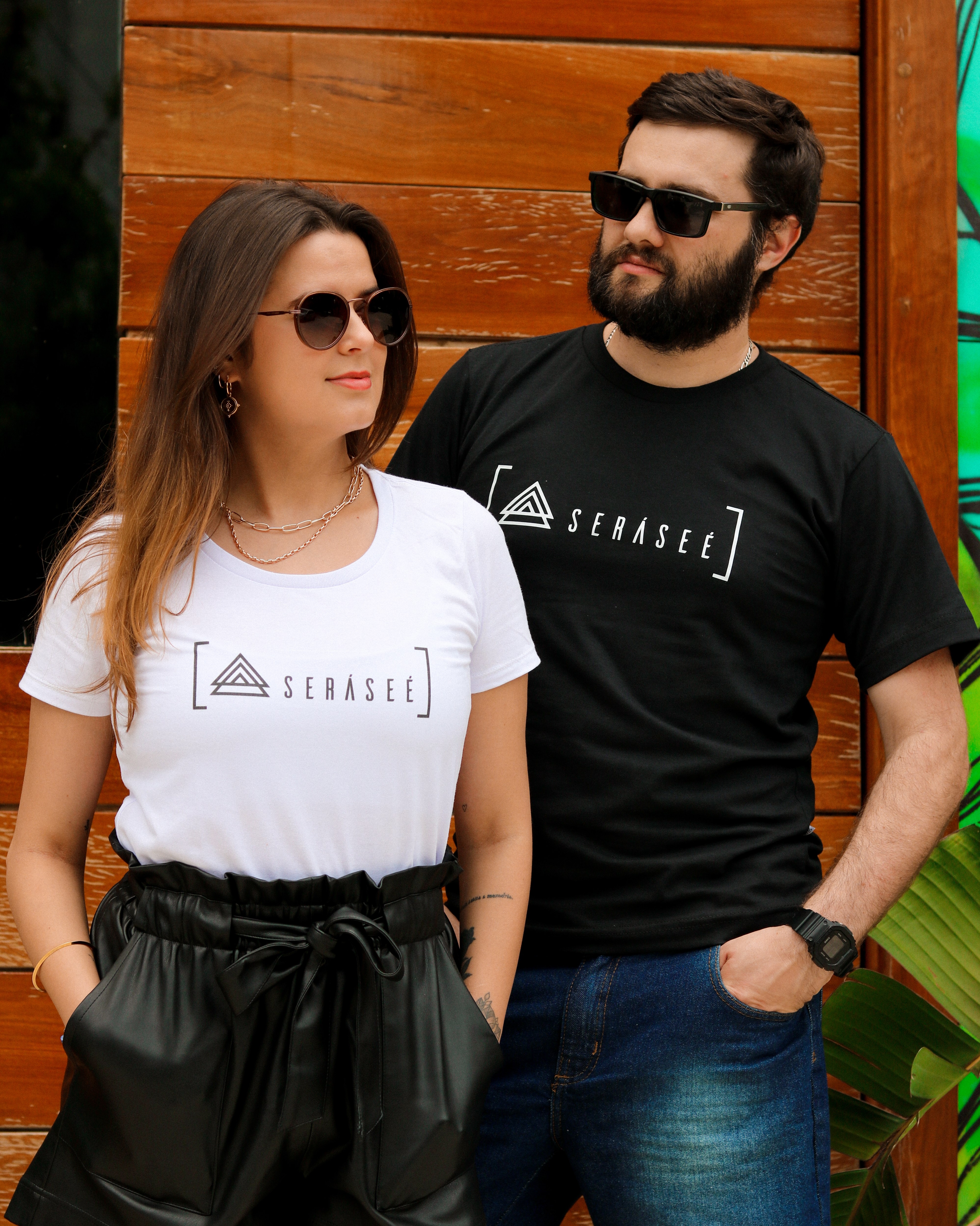 Nome do produto: Camiseta Oficial - Preta - Seráseé