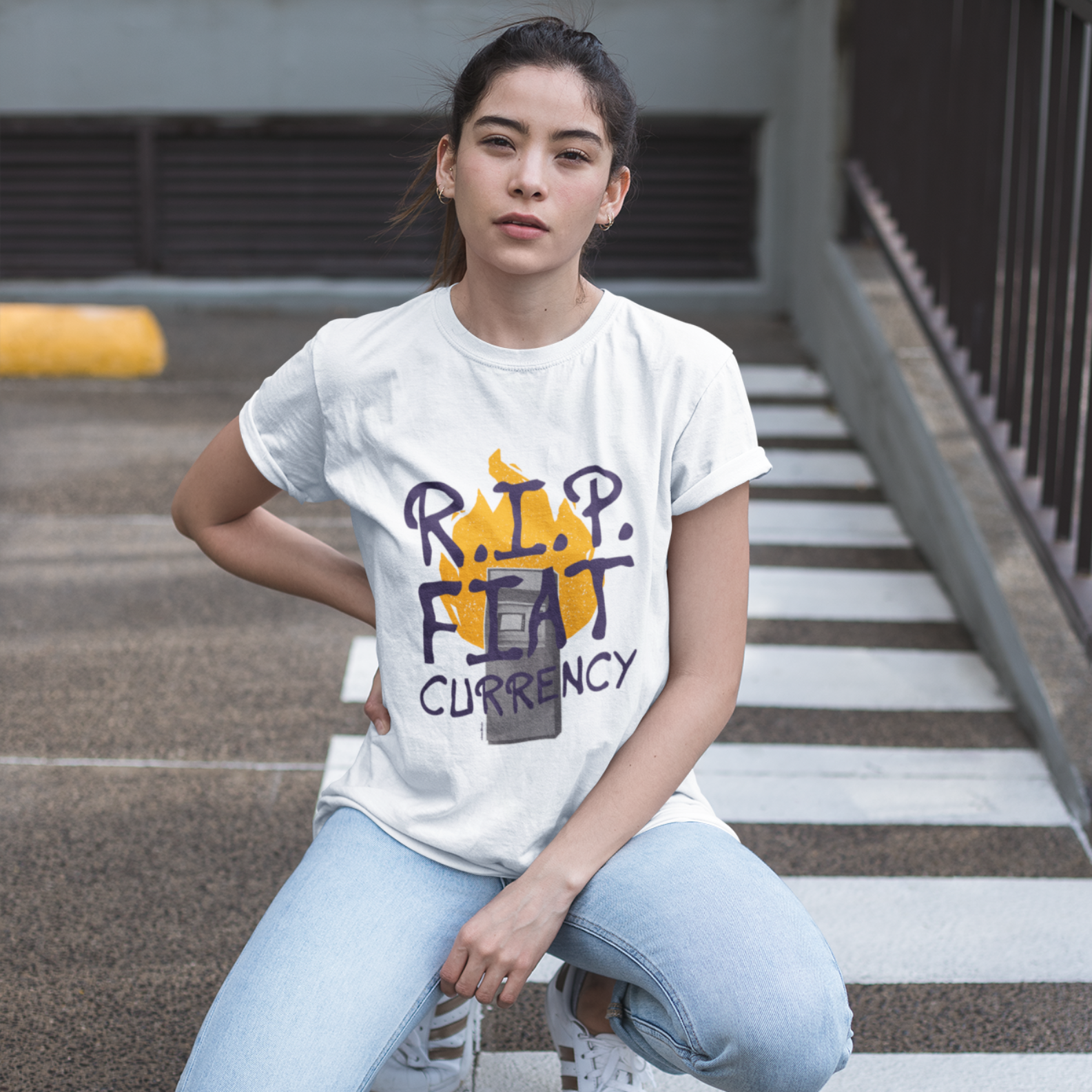 Nome do produto: CAMISETA RIP FIAT CURRENCY BRANCA