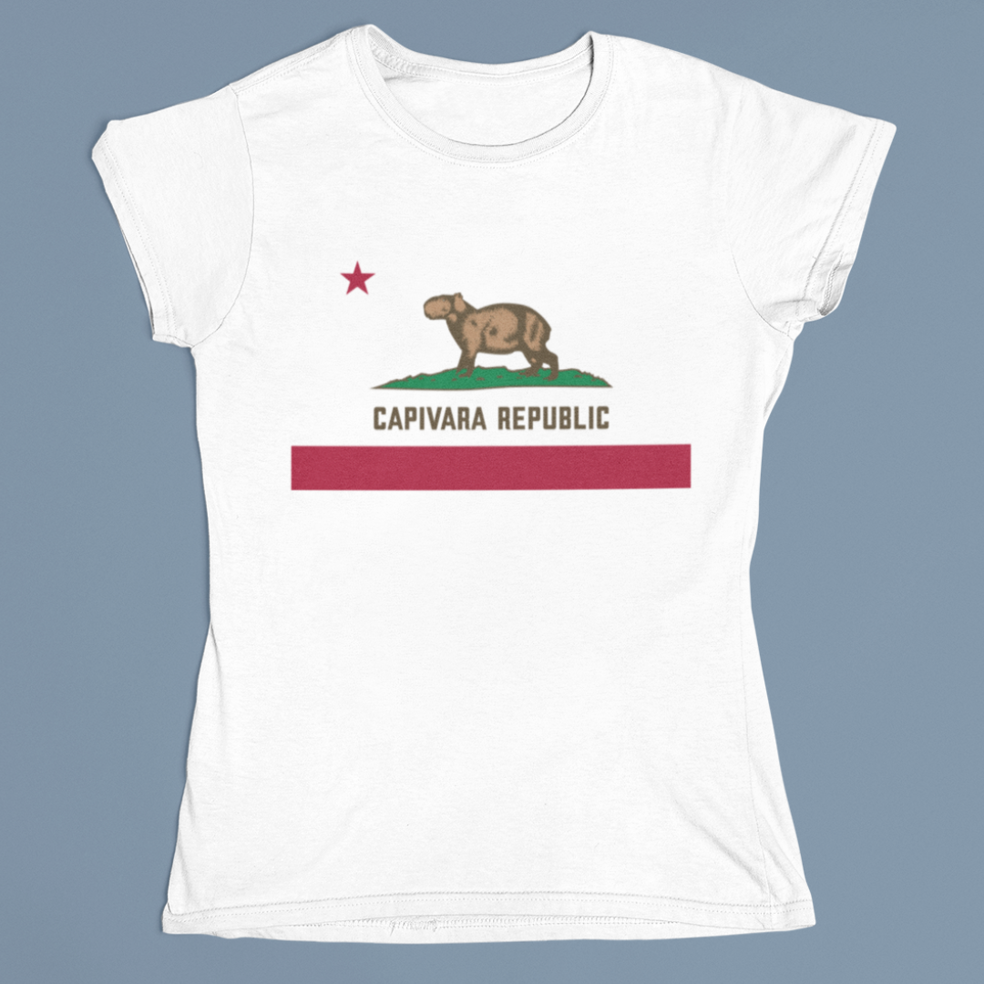 Nome do produto: CAMISETA BABY LONG CAPIVARA REPUBLIC