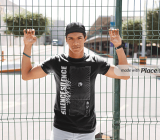 Camiseta Personalizada | Royal Red Clth. | Silence your cry Black