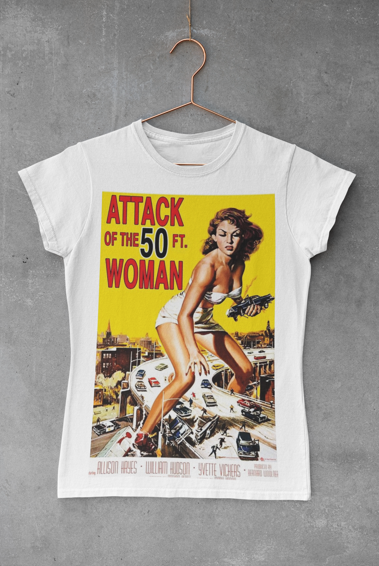 Nome do produto: O Ataque da Mulher de 15 Metros