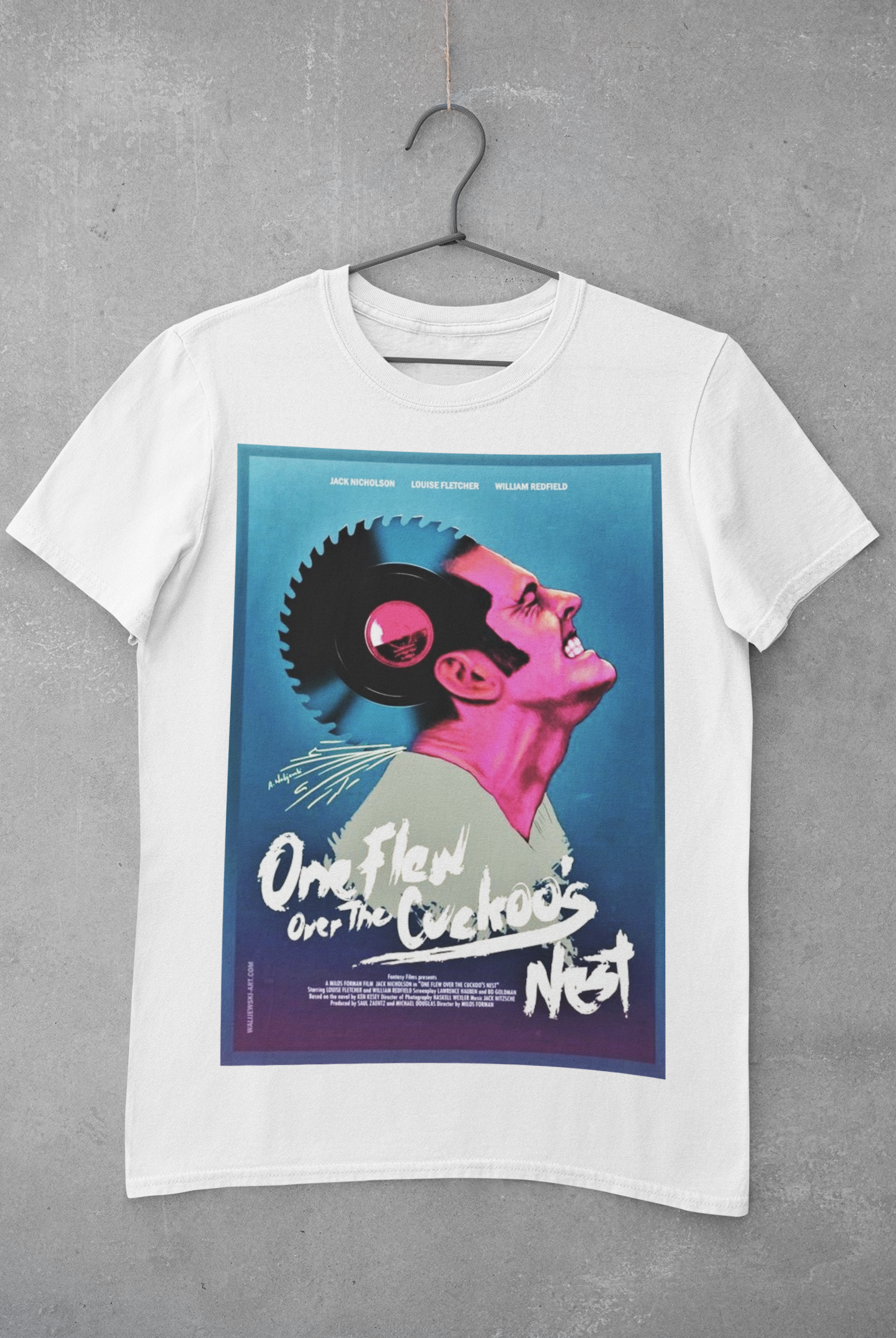 Nome do produto: Um Estranho No Ninho