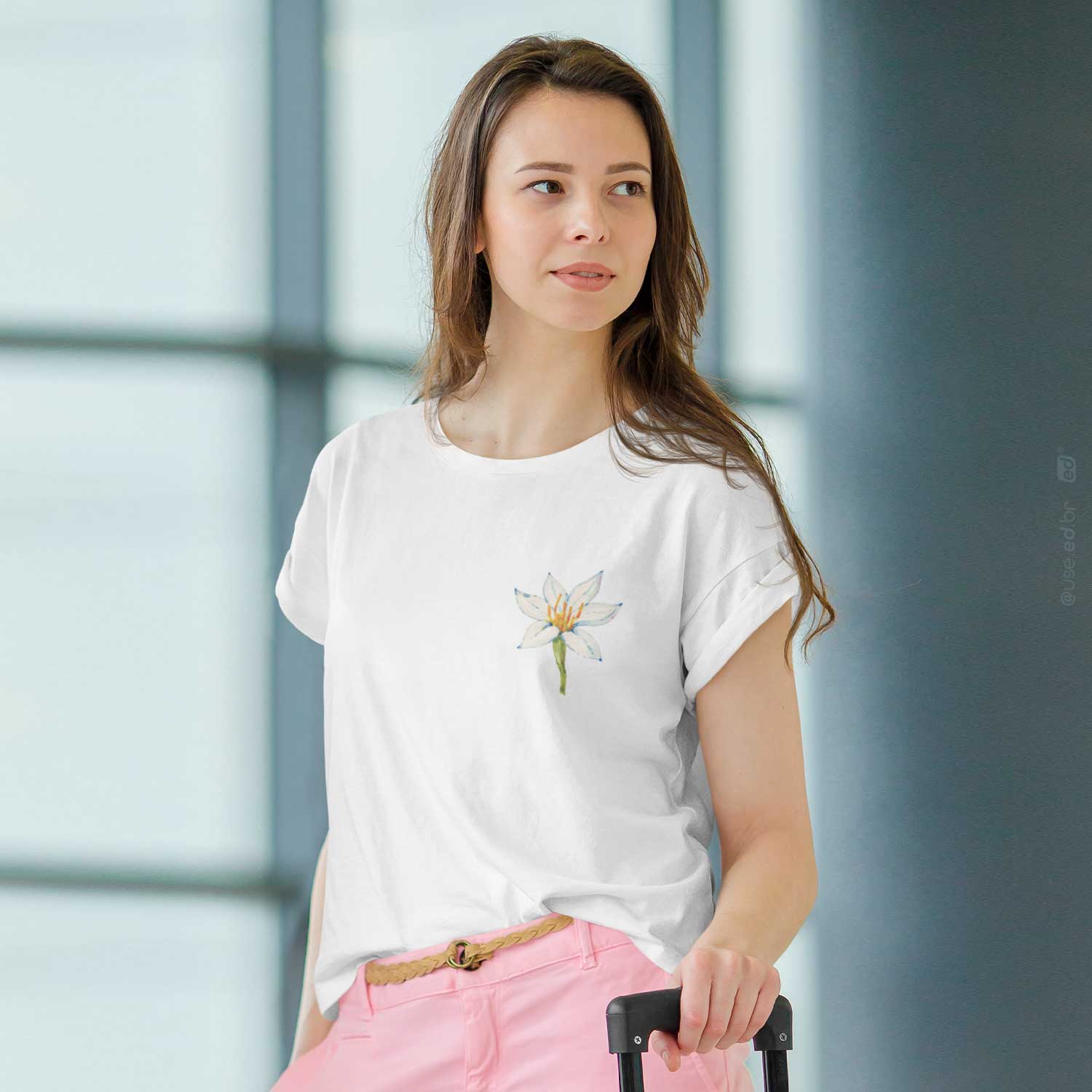 Nome do produto: Lilium Candidum - Camiseta Estampa Lírio Floral Branca