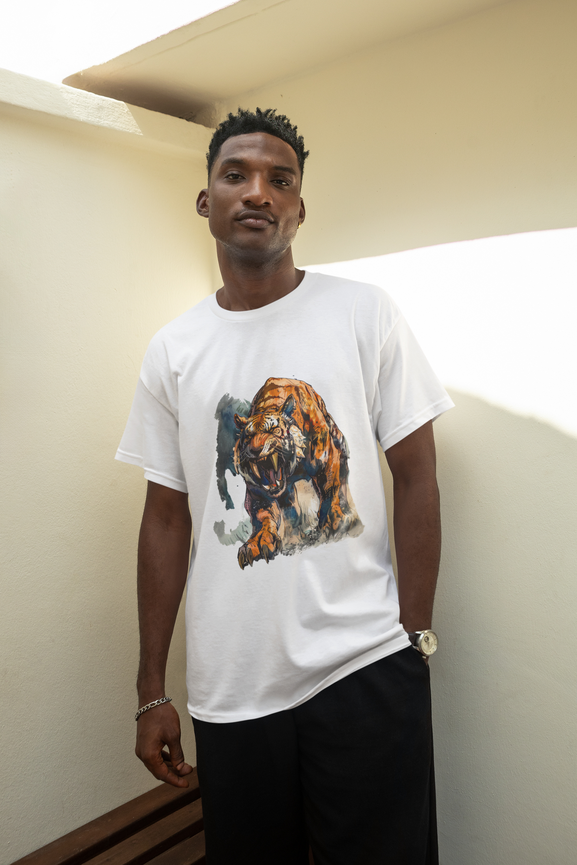 Nome do produto: CAMISETA TIGRE DENTE DE SABRE