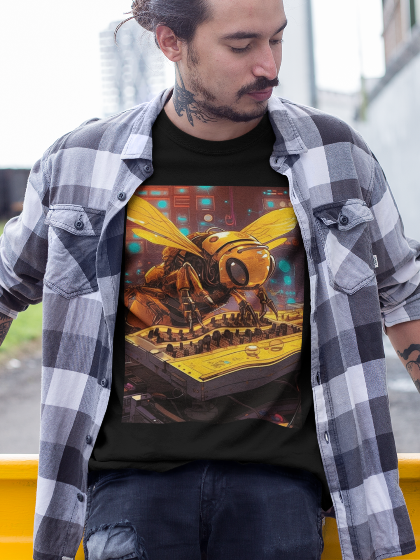 Nome do produto: Camiseta Cybee Punk - Yellow Bee