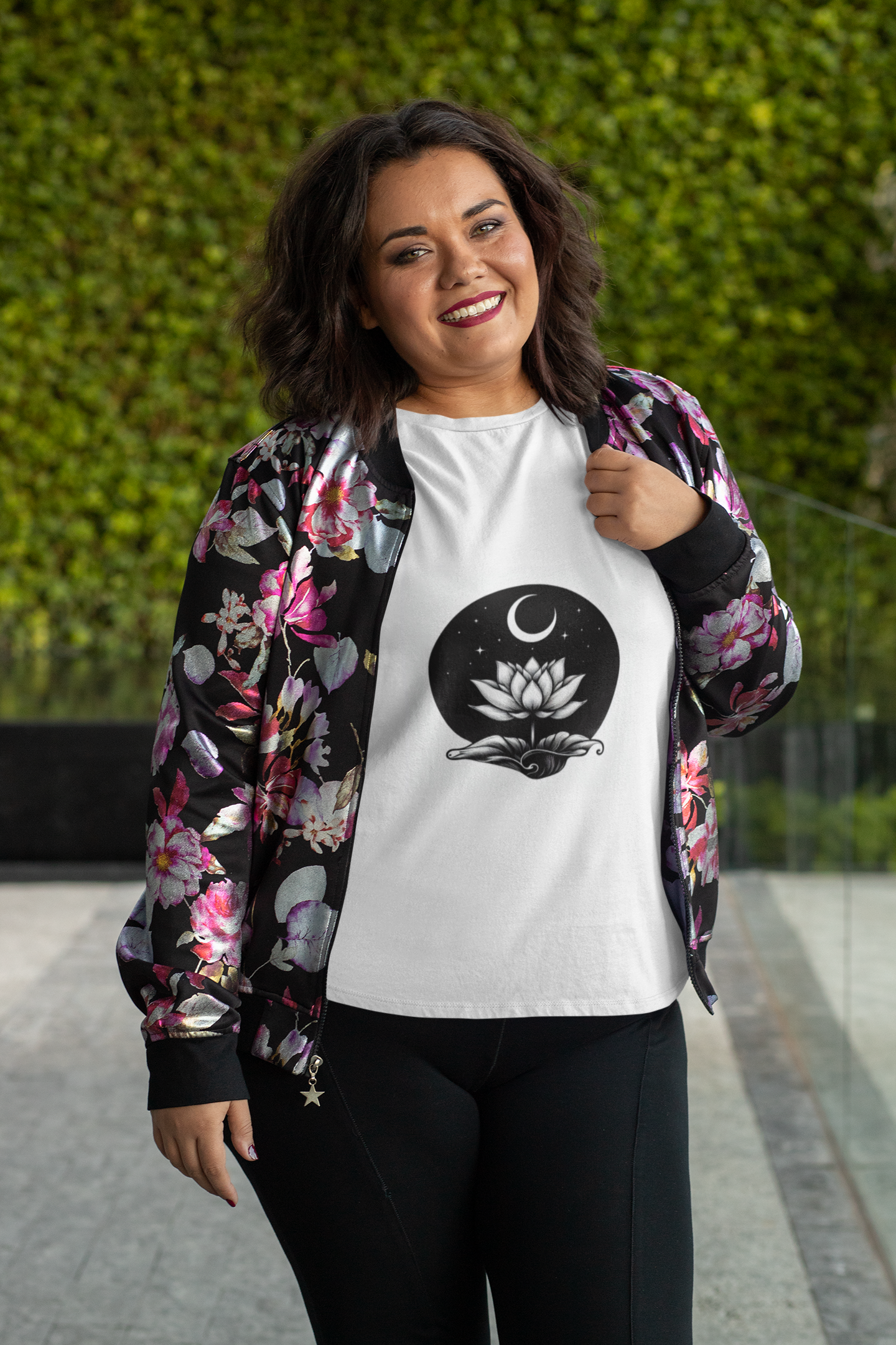 Nome do produto: Camiseta Lua e Flor