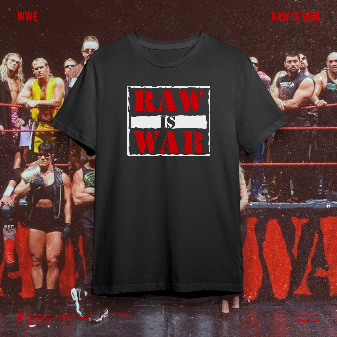 Camiseta WWE - RAW is WAR