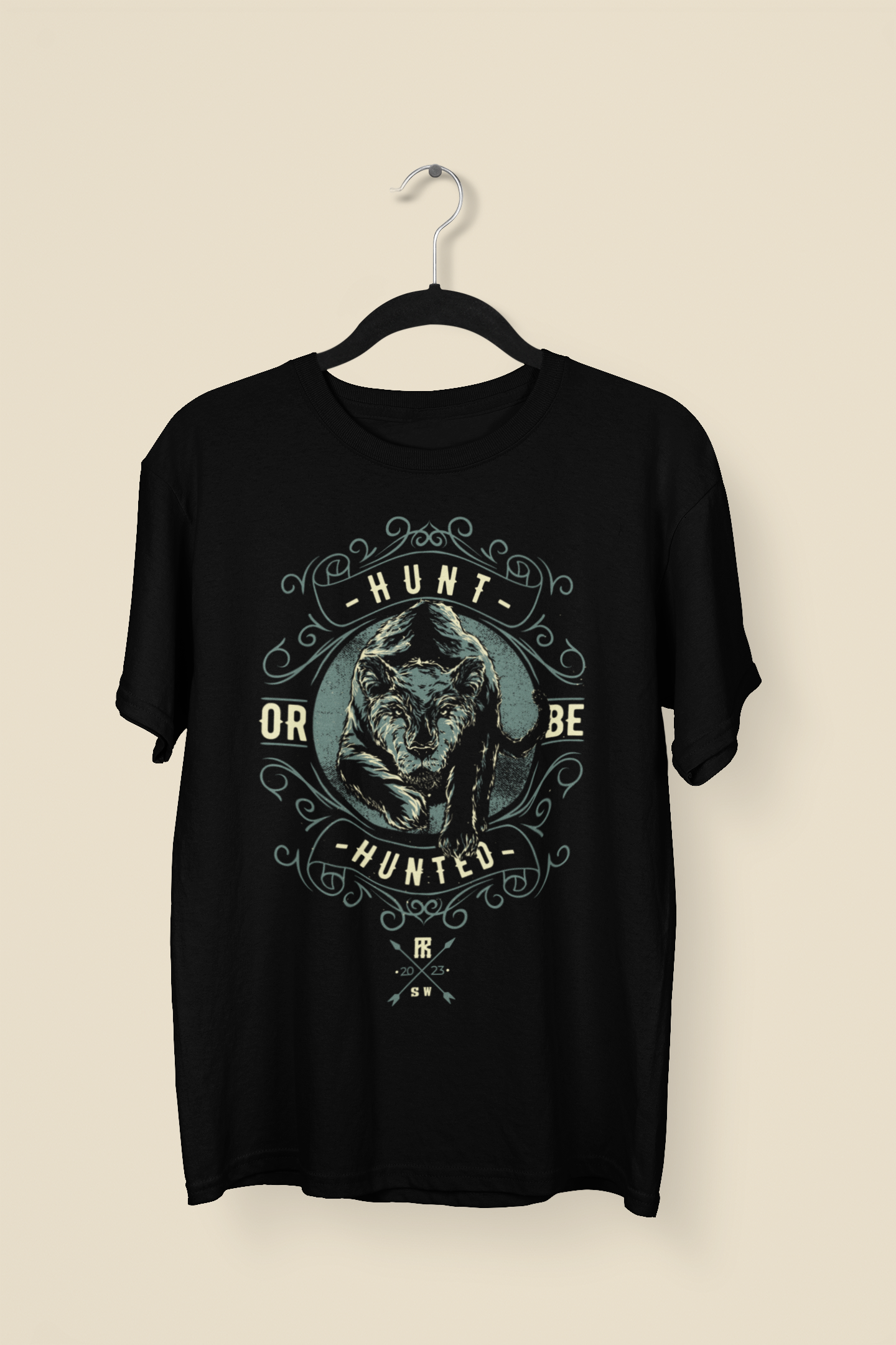 Nome do produto: Hunt or Be Hunted - T-Shirt Prime