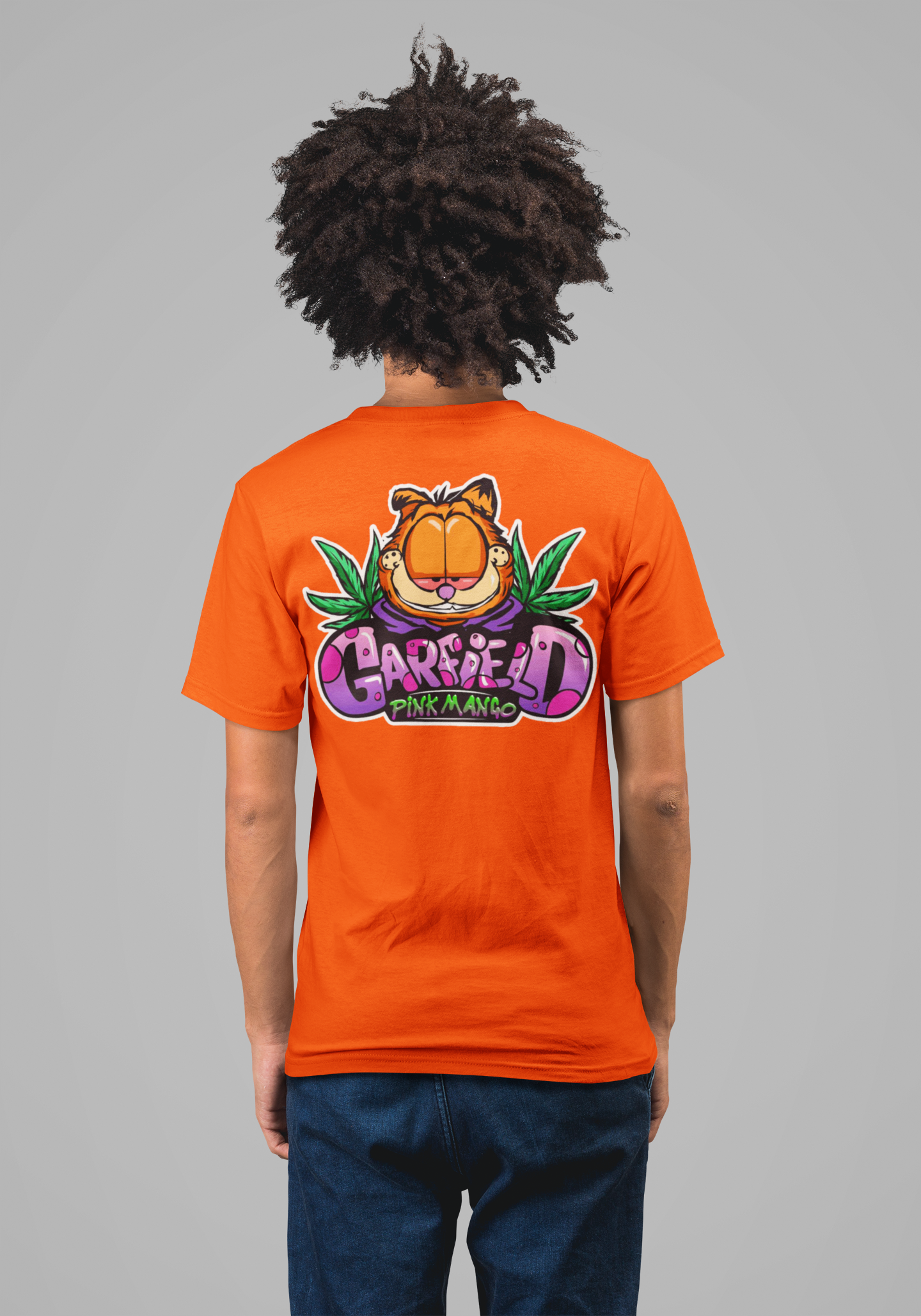 Nome do produto: CAMISETA GARFIELD GANJA