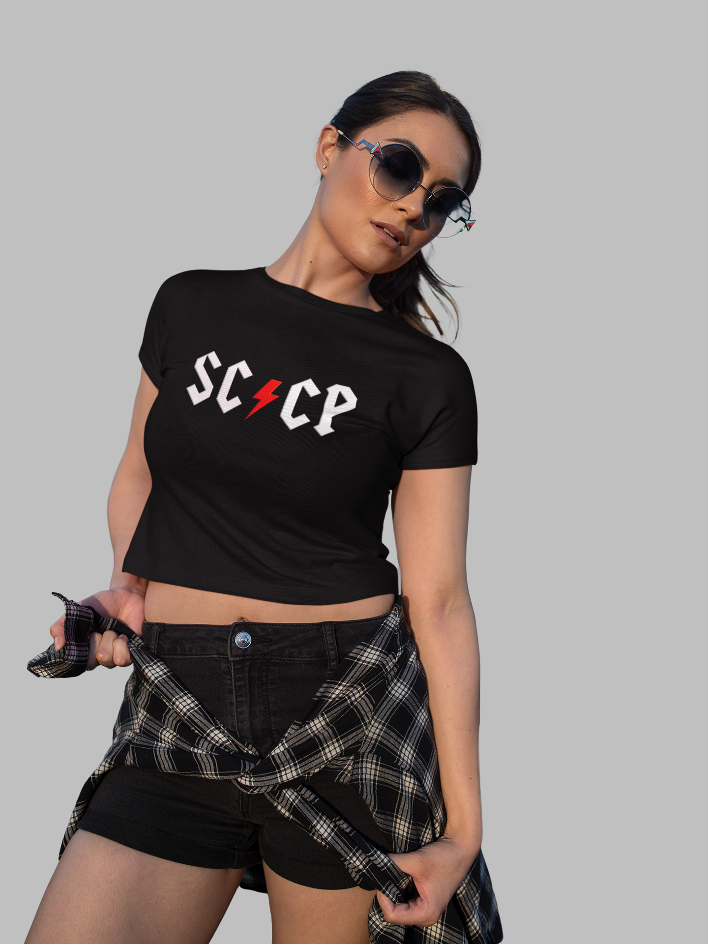 Nome do produto: CROPPED SC/CP AC/DC PRETO