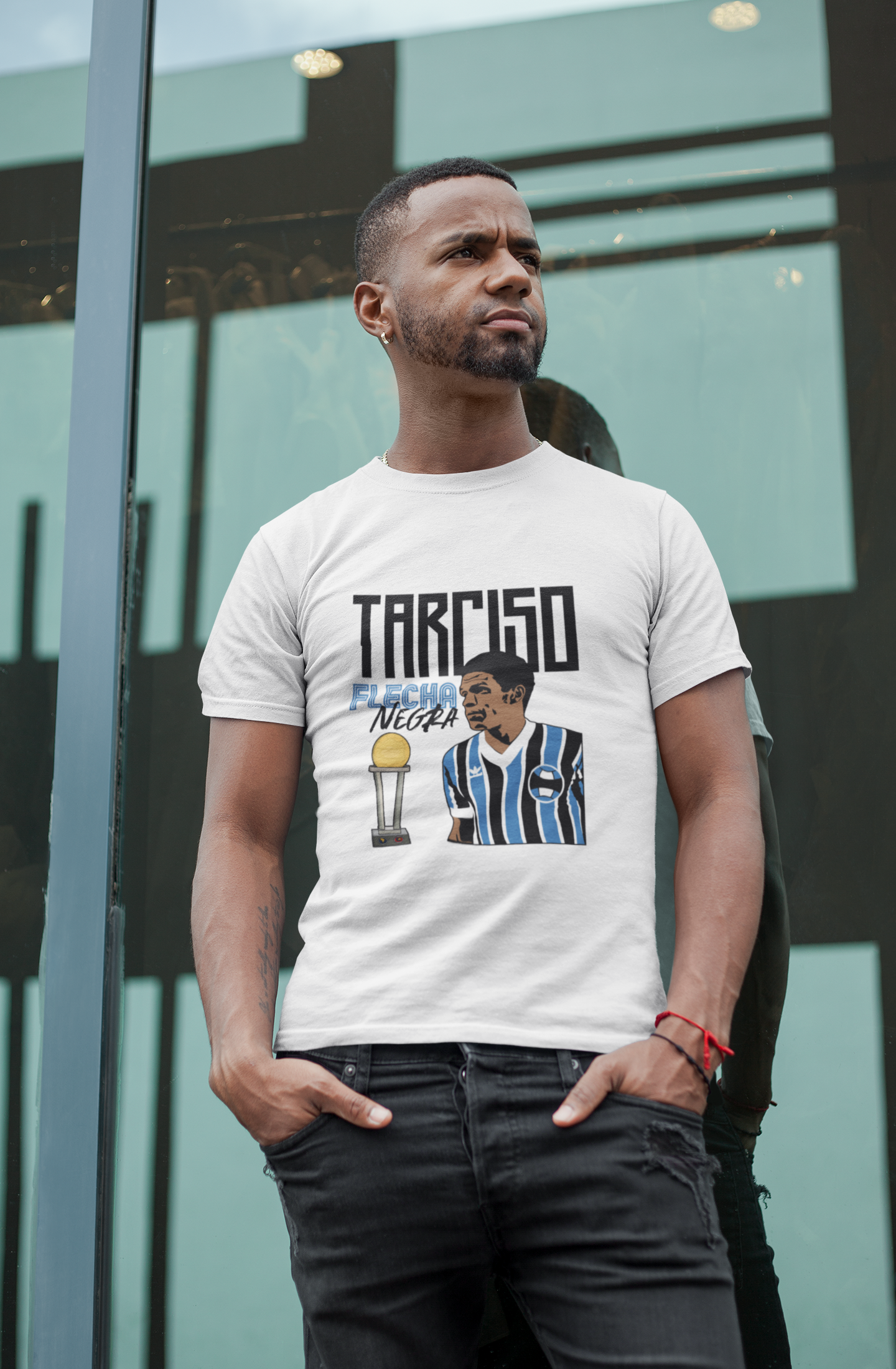 Nome do produto: Camiseta Flecha Negra