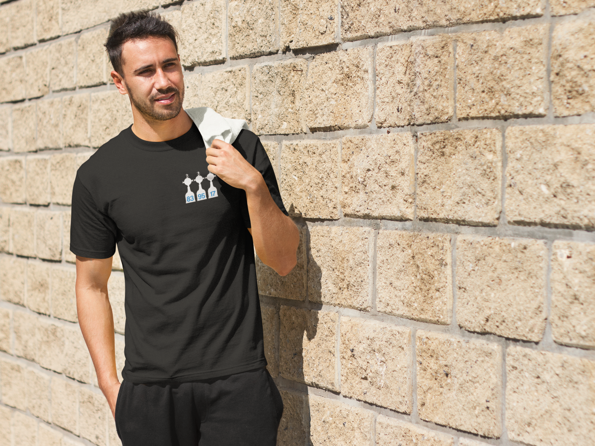 Nome do produto: Camiseta Casual do Tri - Escura