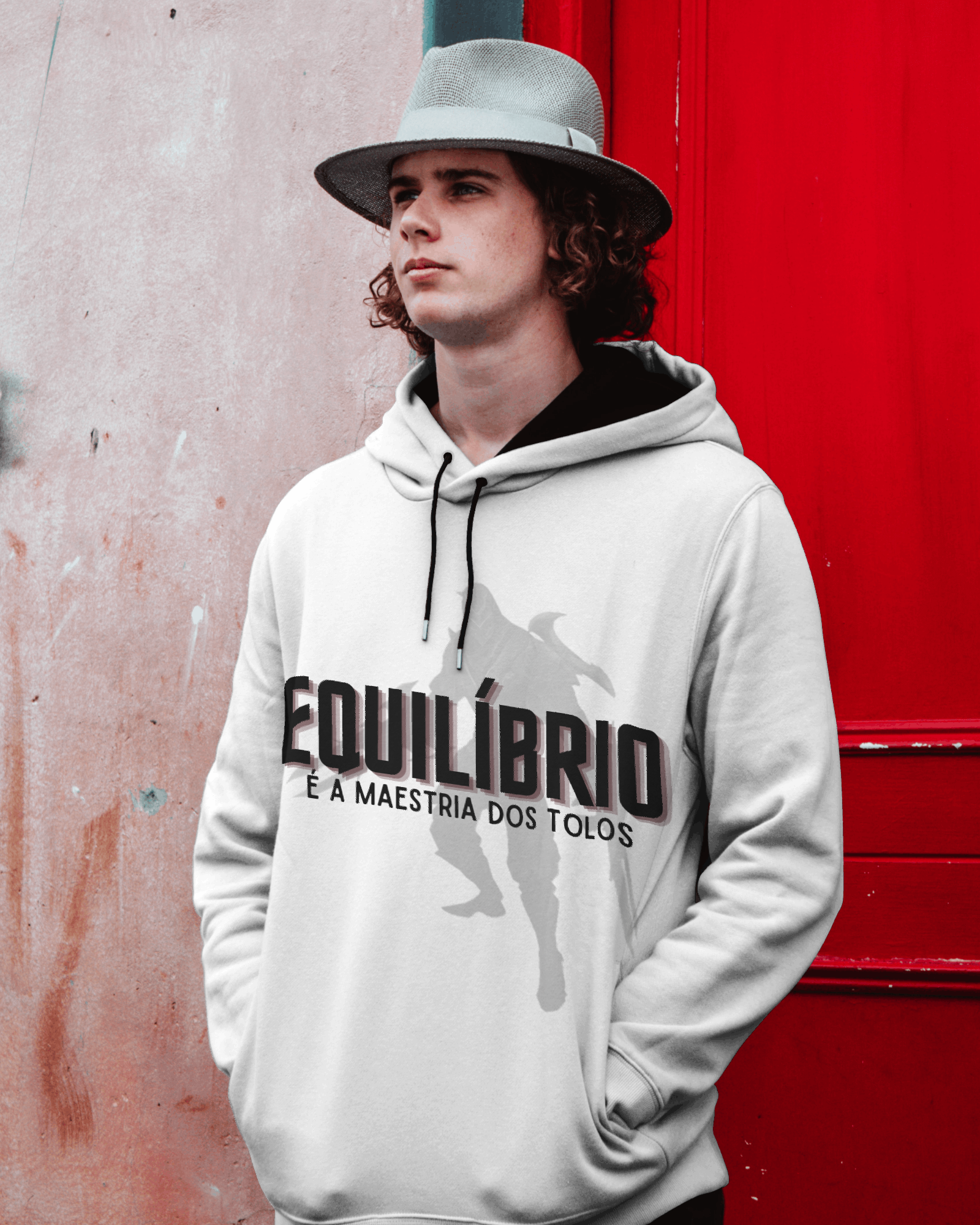 Nome do produto: Moletom Zed Branco - Equilíbrio é a maestria dos tolos