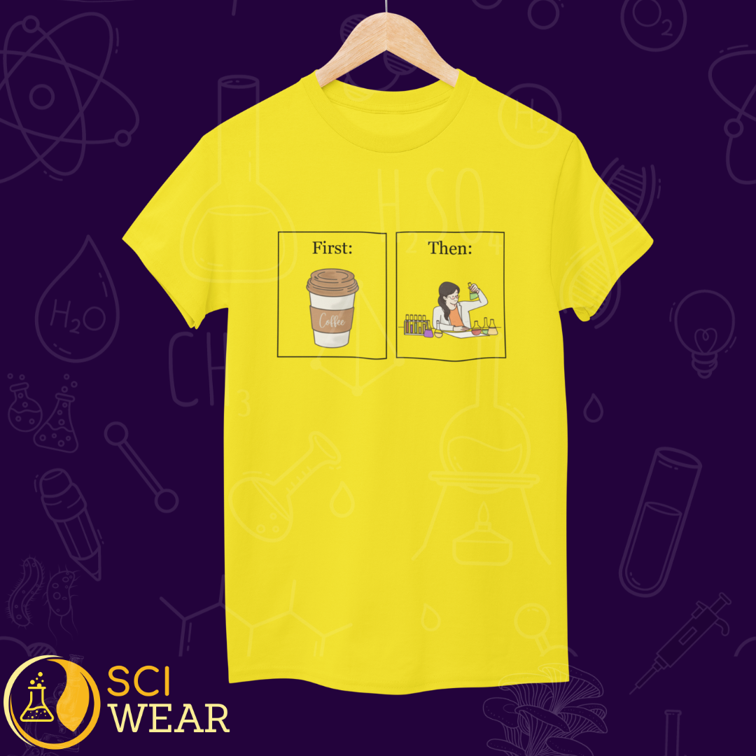 Nome do produto: First coffee 2 - T-shirt