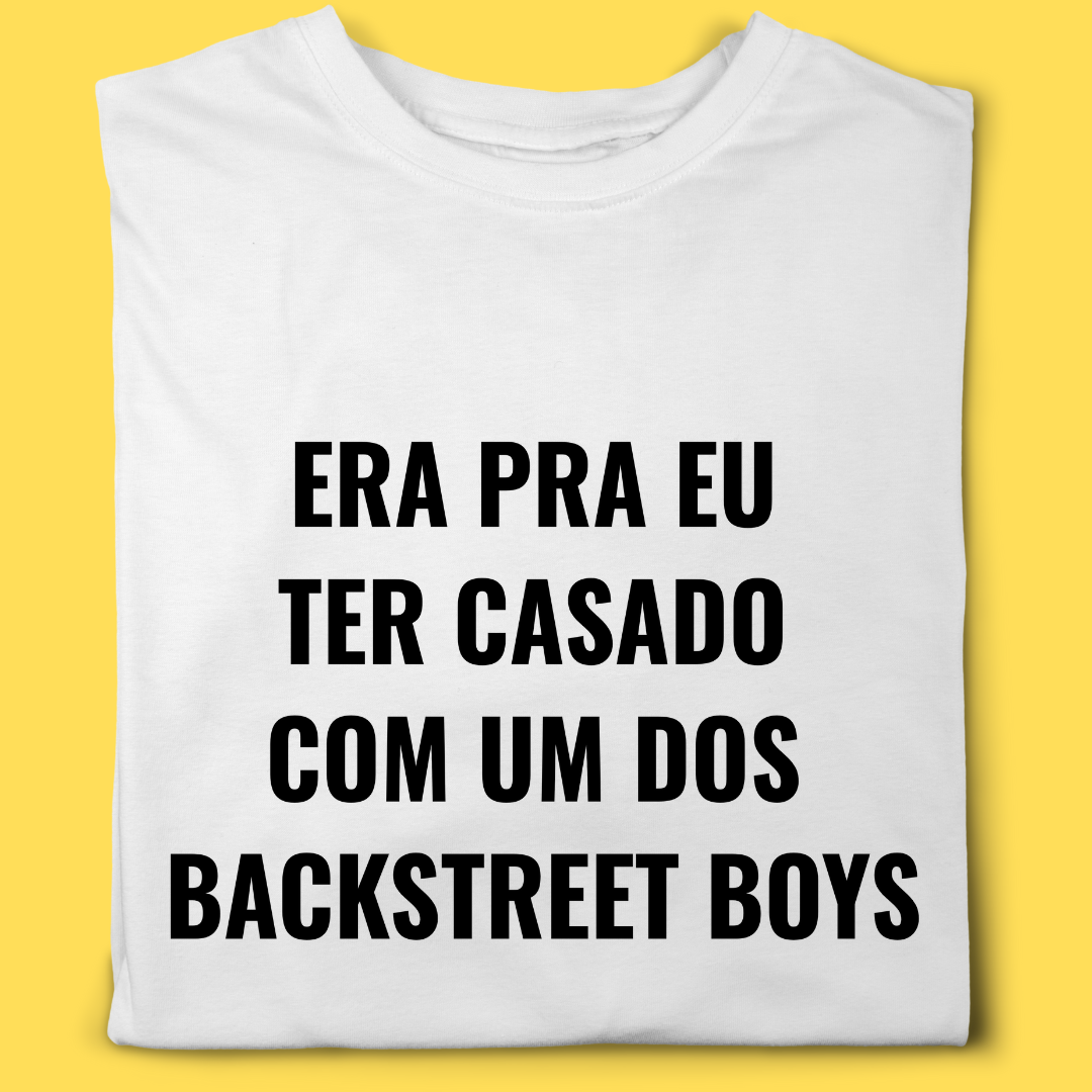 Camiseta ERA PRA EU CASAR COM UM DOS BSB